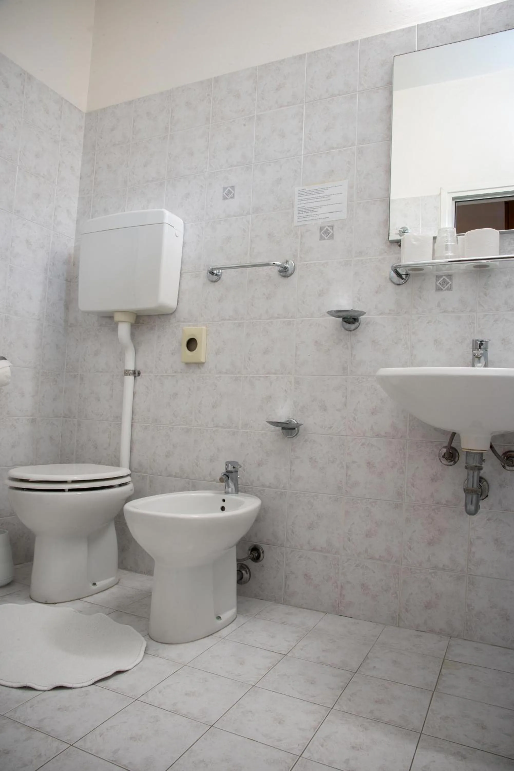 Bathroom in Hotel Vela D'Oro
