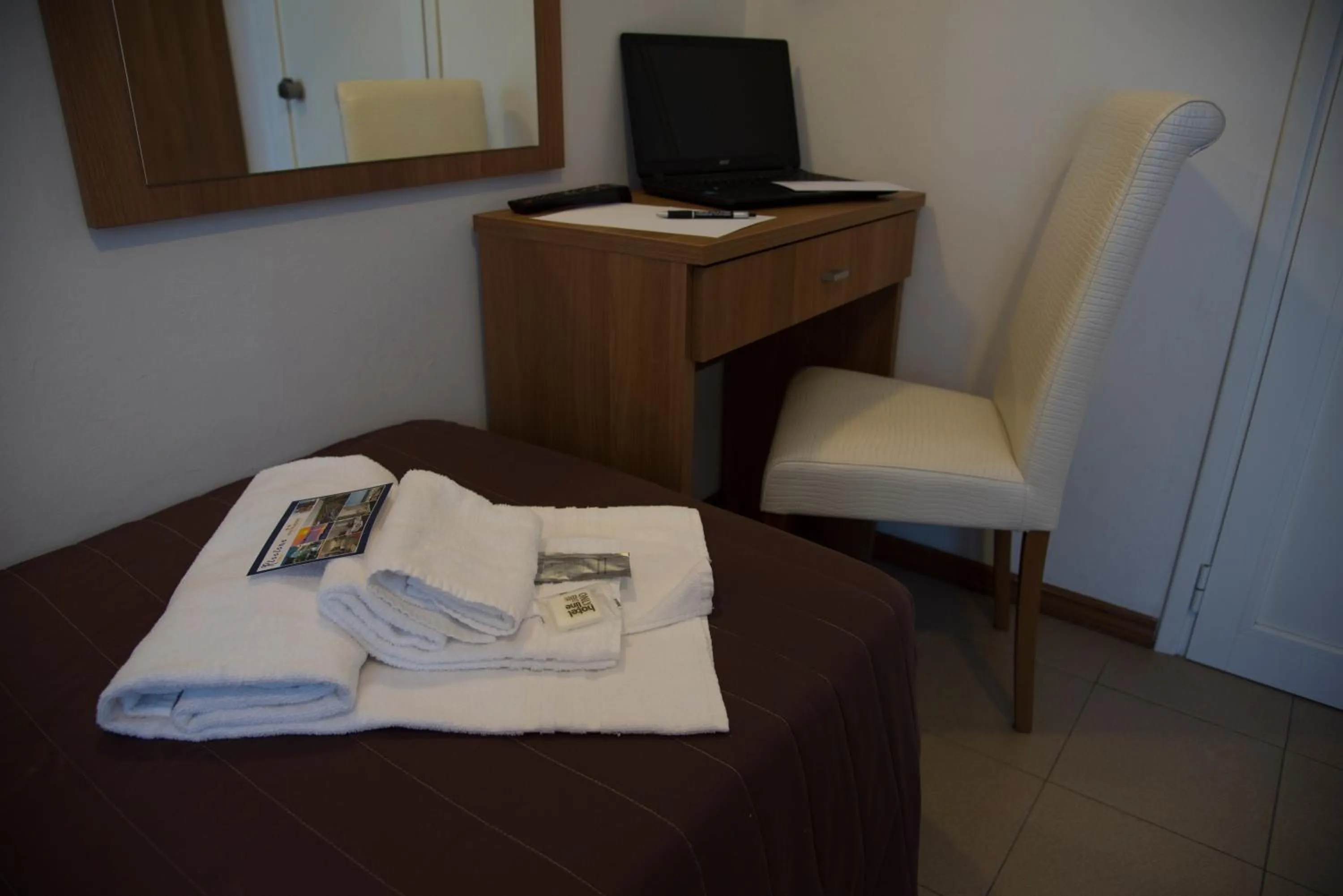 Photo of the whole room, Bed in Hotel Vela D'Oro