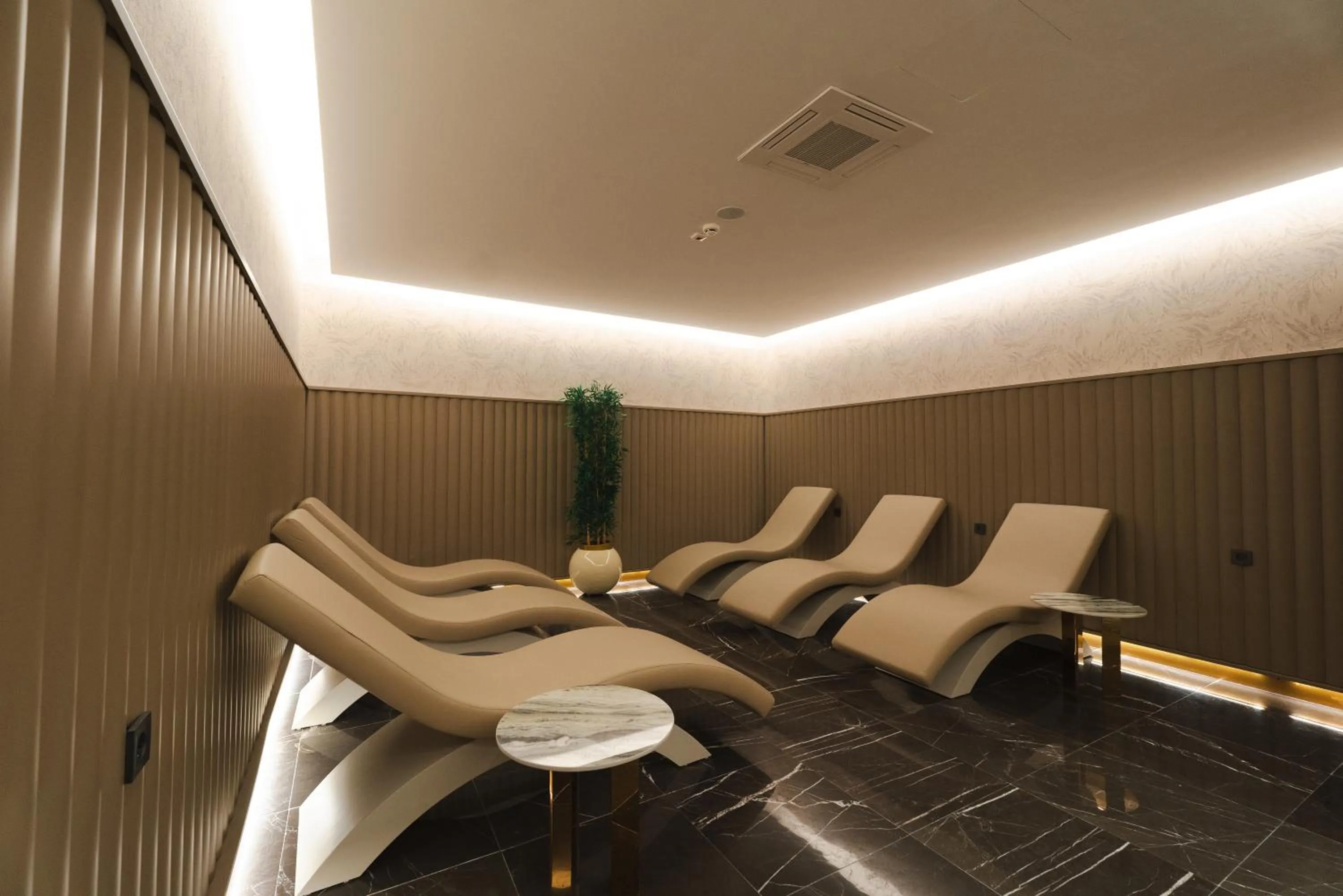 Stillo Business Hotel & Spa