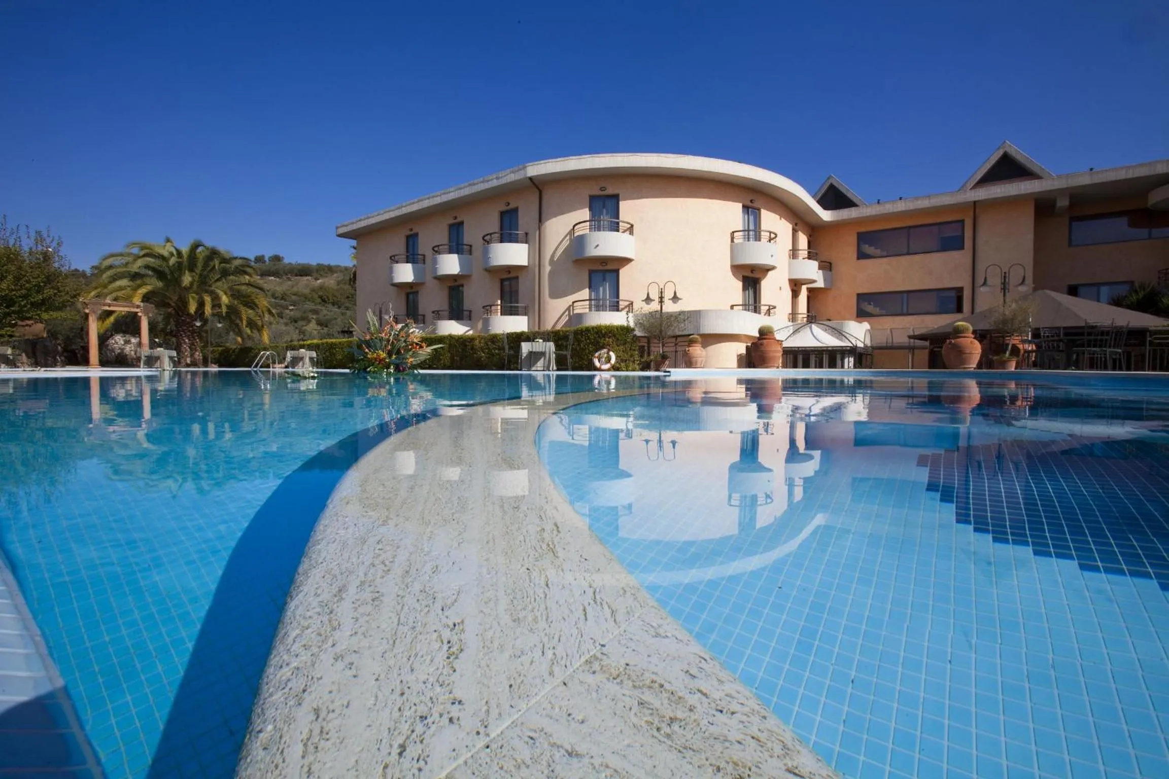 Property building in Albergo Ristorante Uliveto