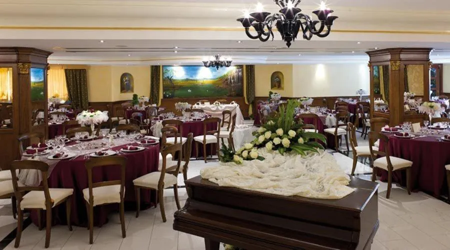 Restaurant/places to eat in Albergo Ristorante Uliveto