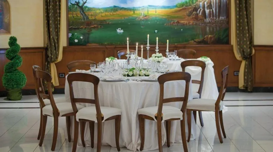 Restaurant/places to eat in Albergo Ristorante Uliveto