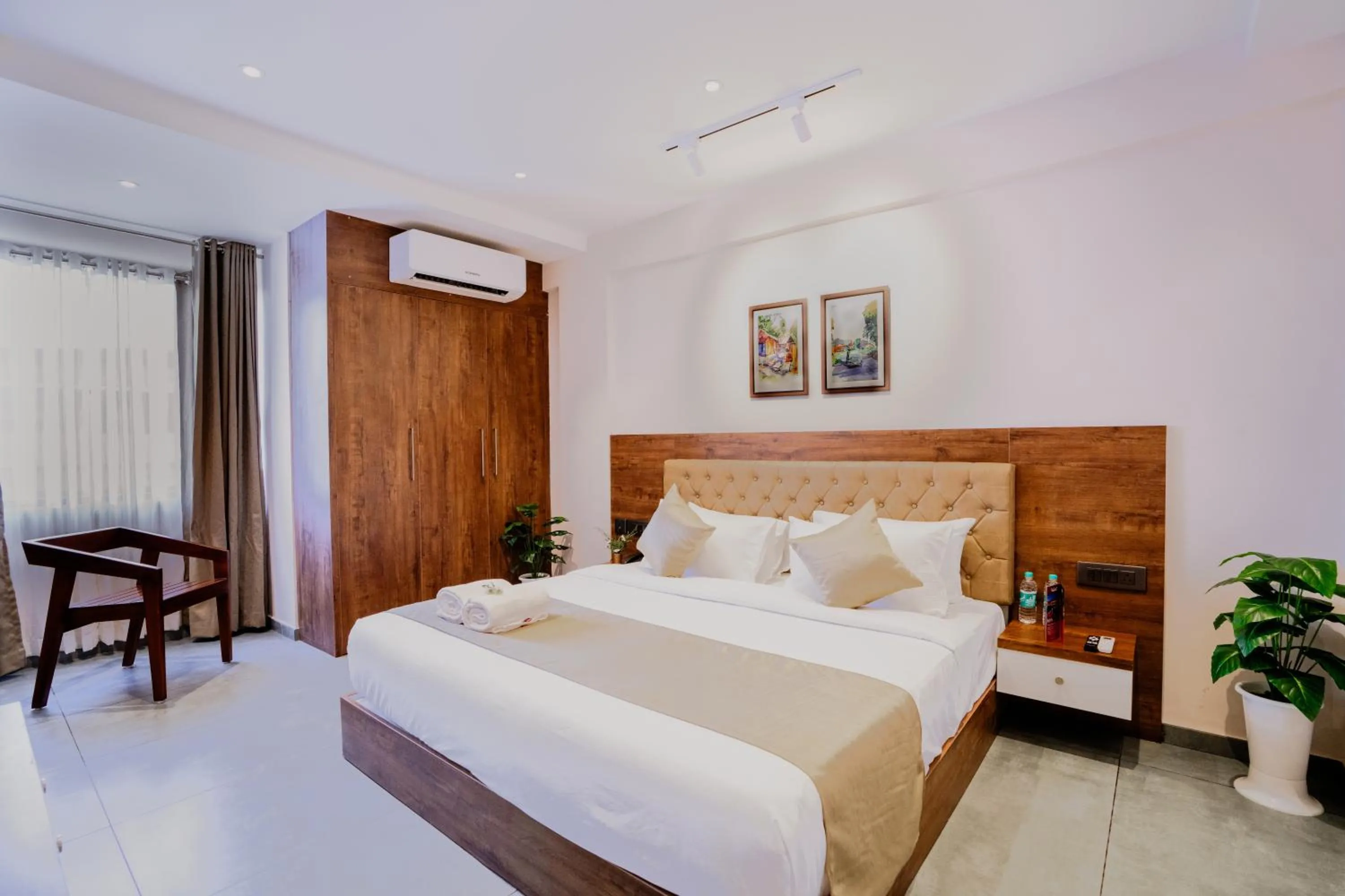 Seaking Suites