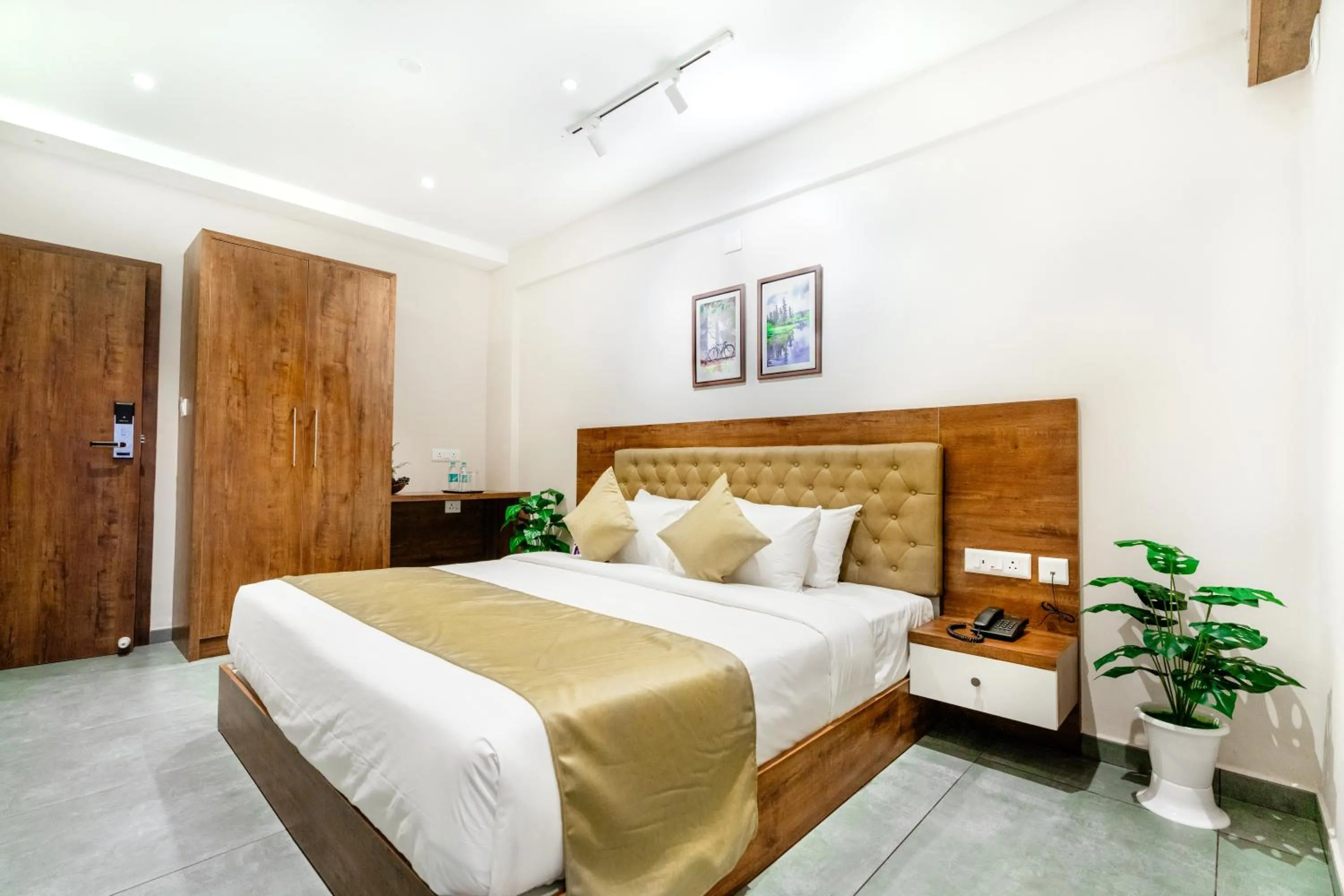 Seaking Suites