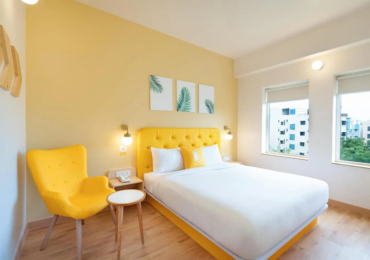 View (from property/room), Bed in Bloom Hotel - DLF Cyber City