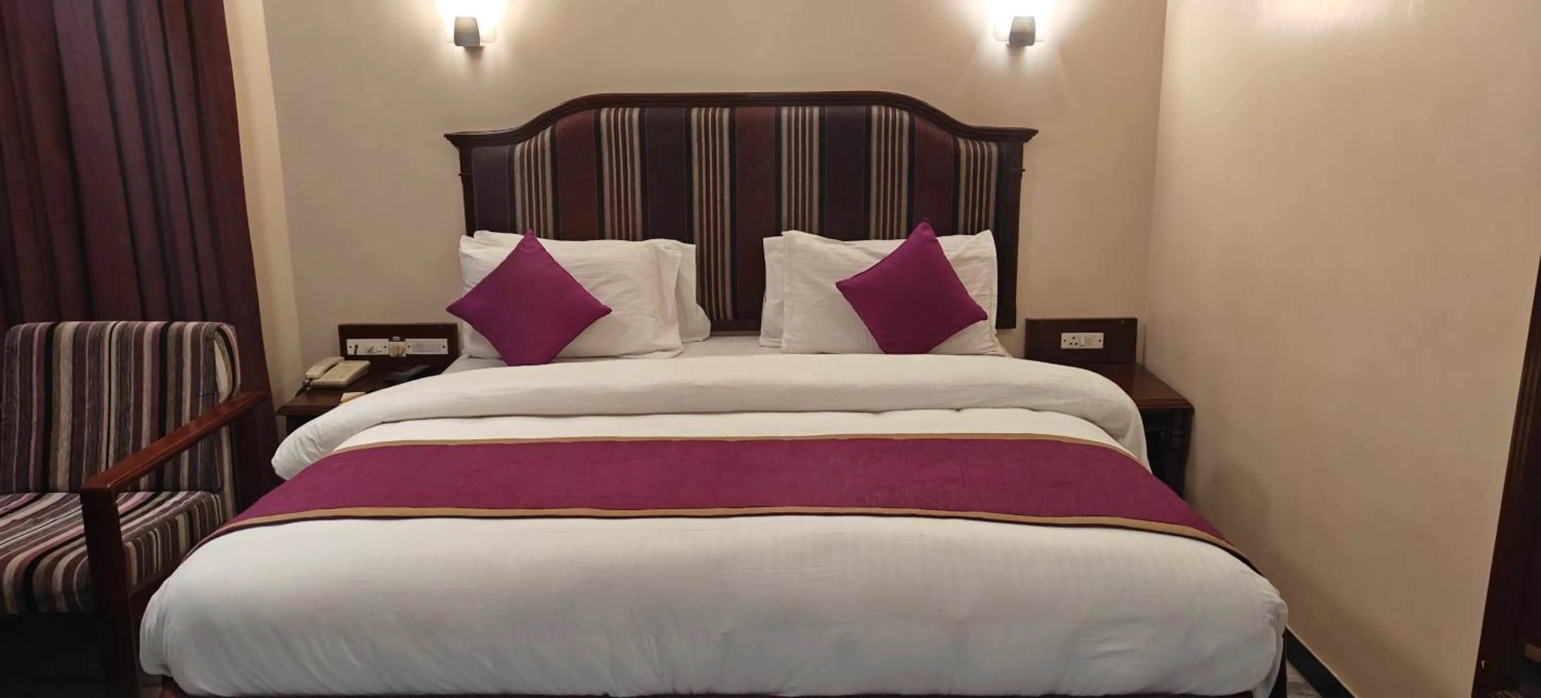 Bed in Hotel Ger manus Madurai
