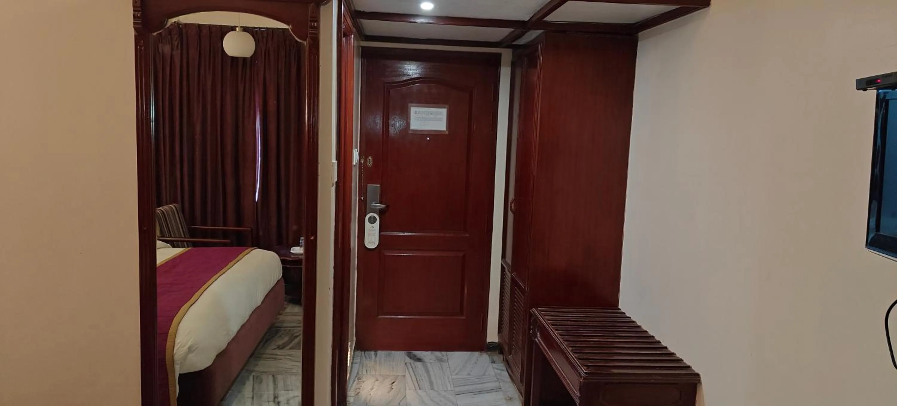 wardrobe in Hotel Ger manus Madurai