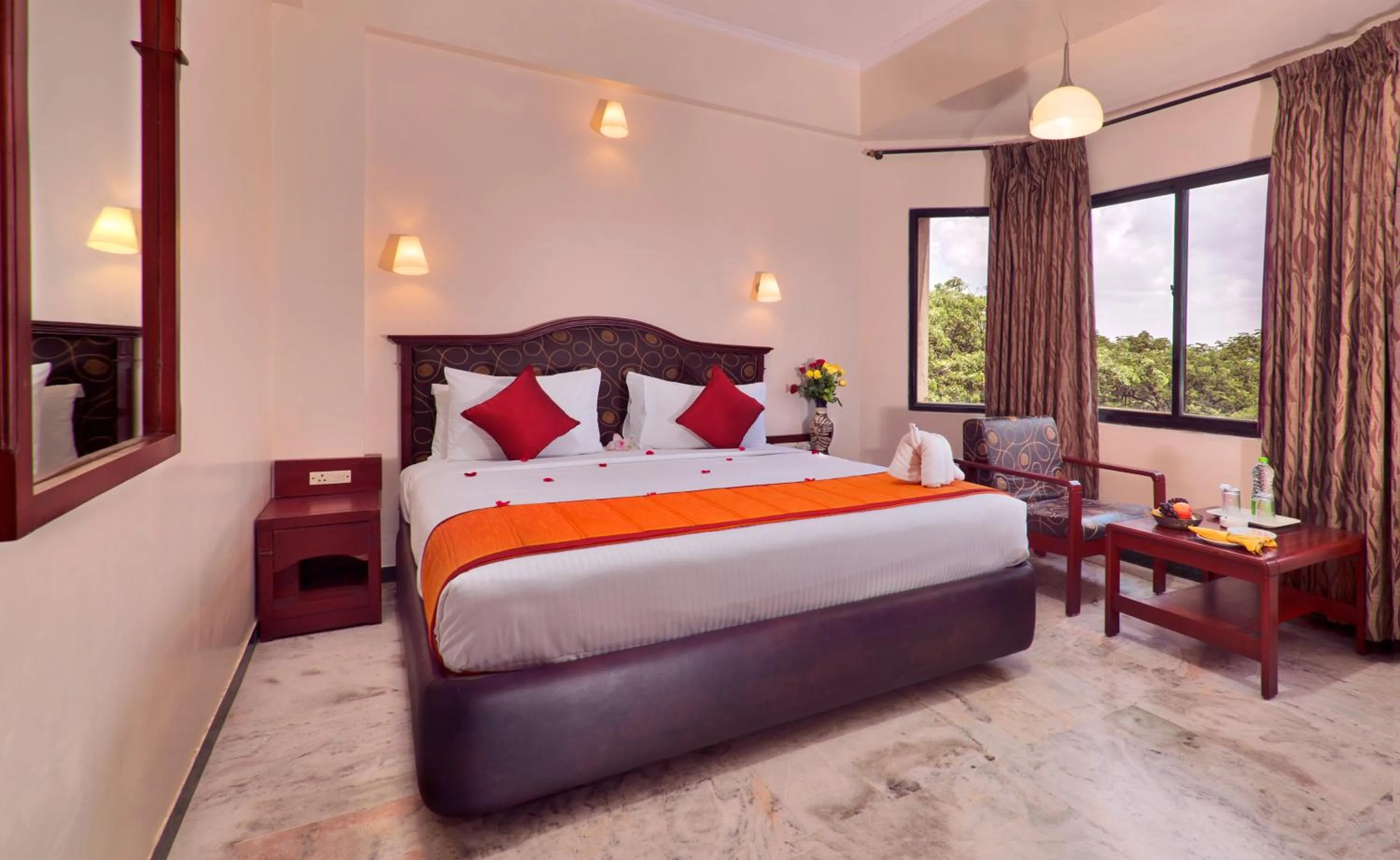 Bed in Hotel Ger manus Madurai