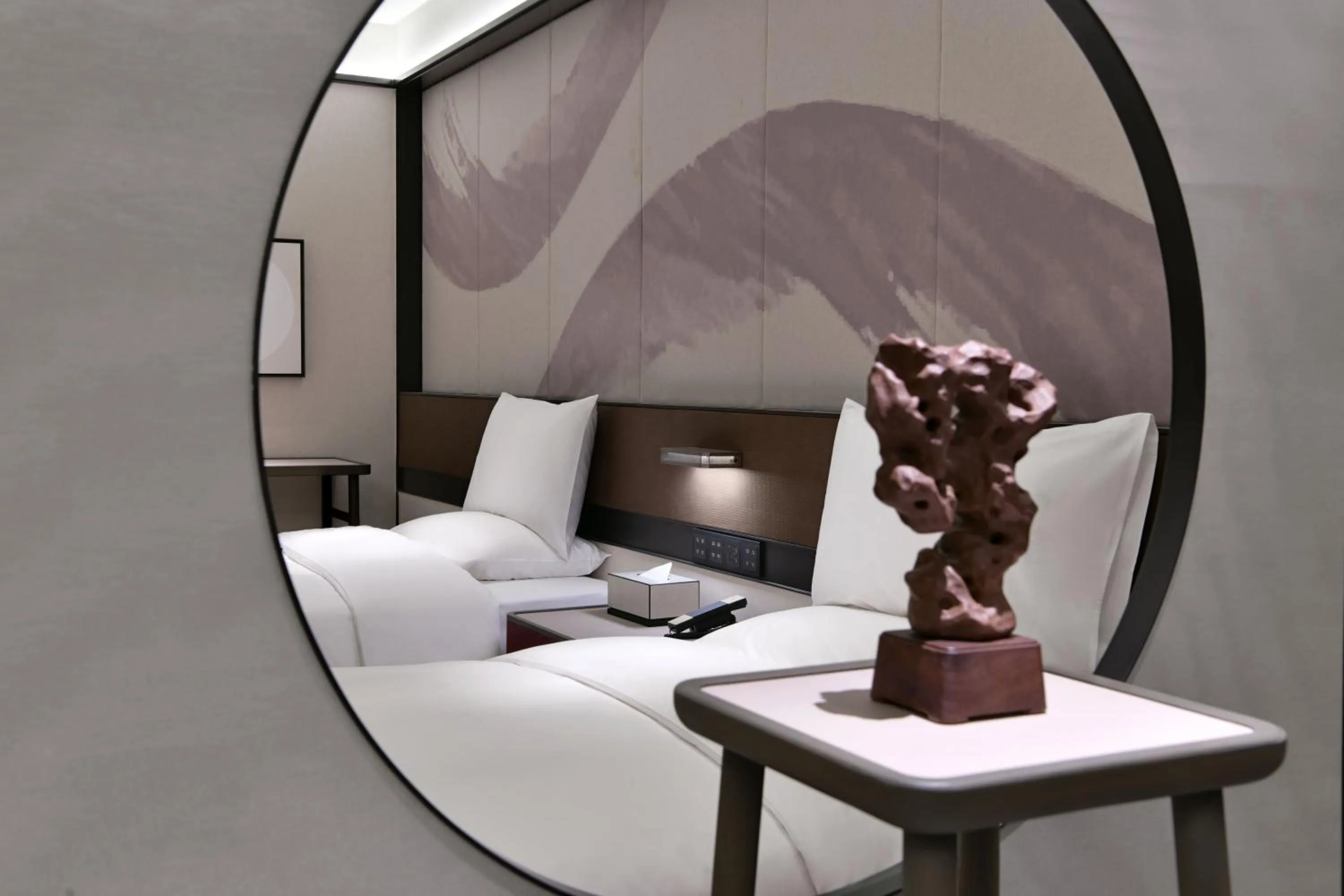 Bed in JOYA Chengdu Taikoo Li IFS