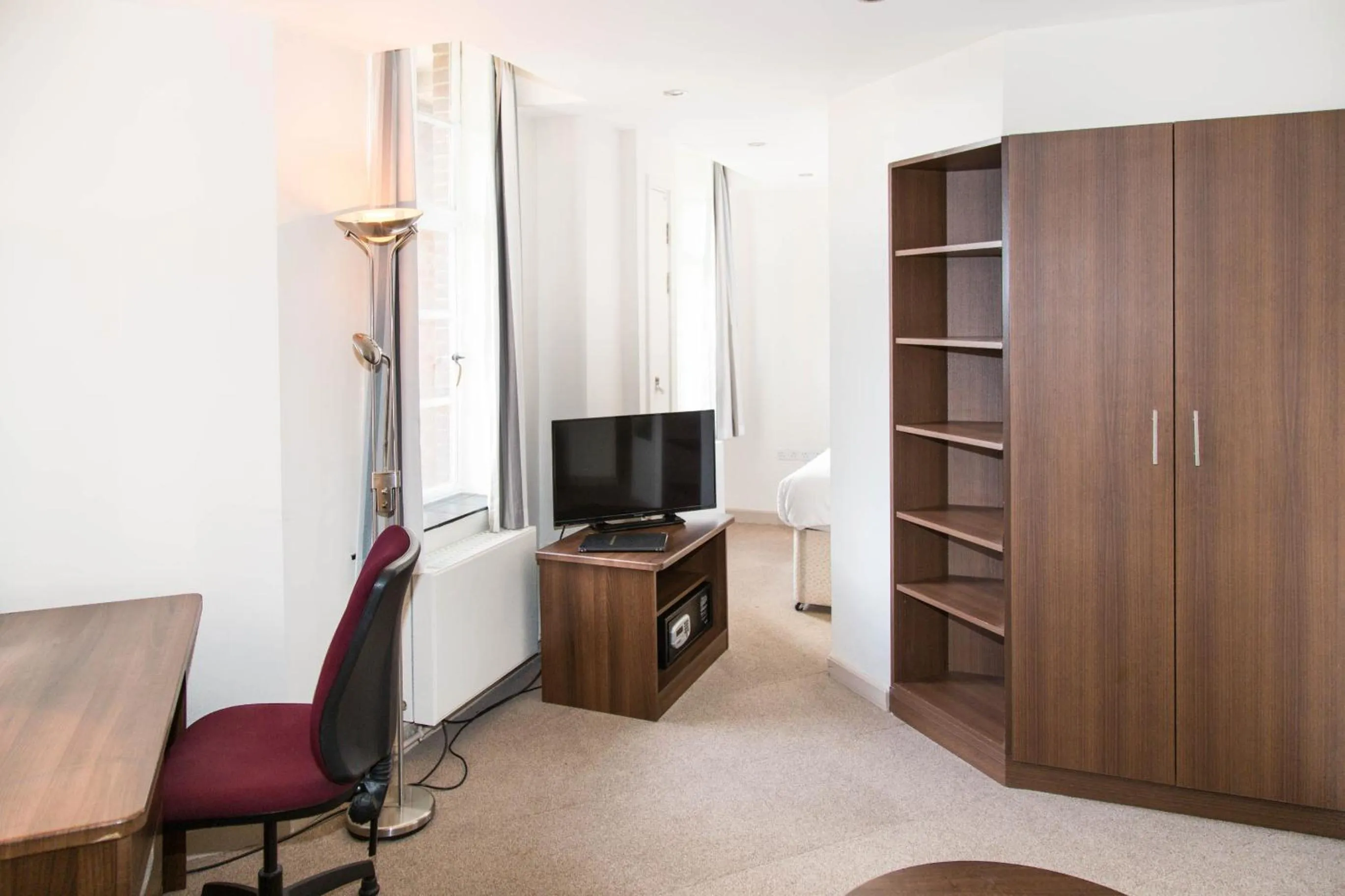 Living room in Goodenough College – University Residence