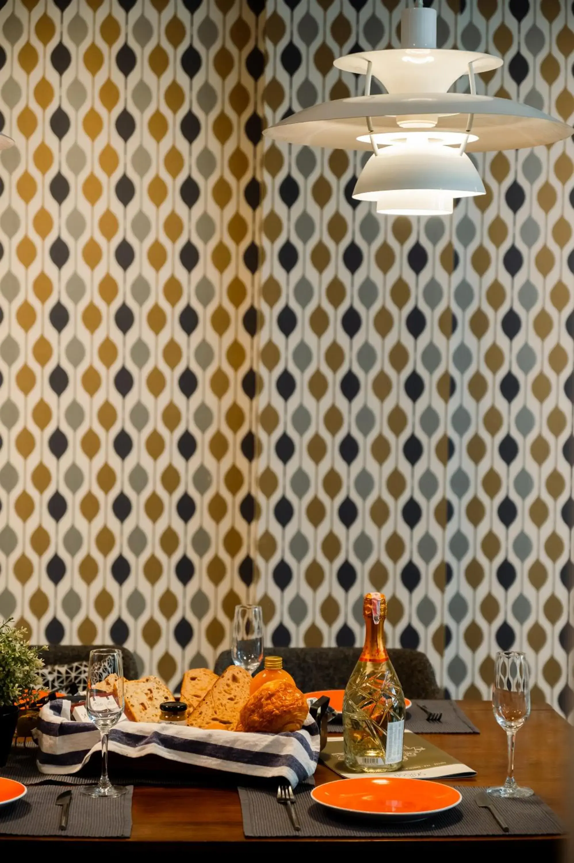 Food and drinks in Tolani Nimman Villa Chiang Mai Food and drinks in Tolani Nimman Villa Chiang Mai