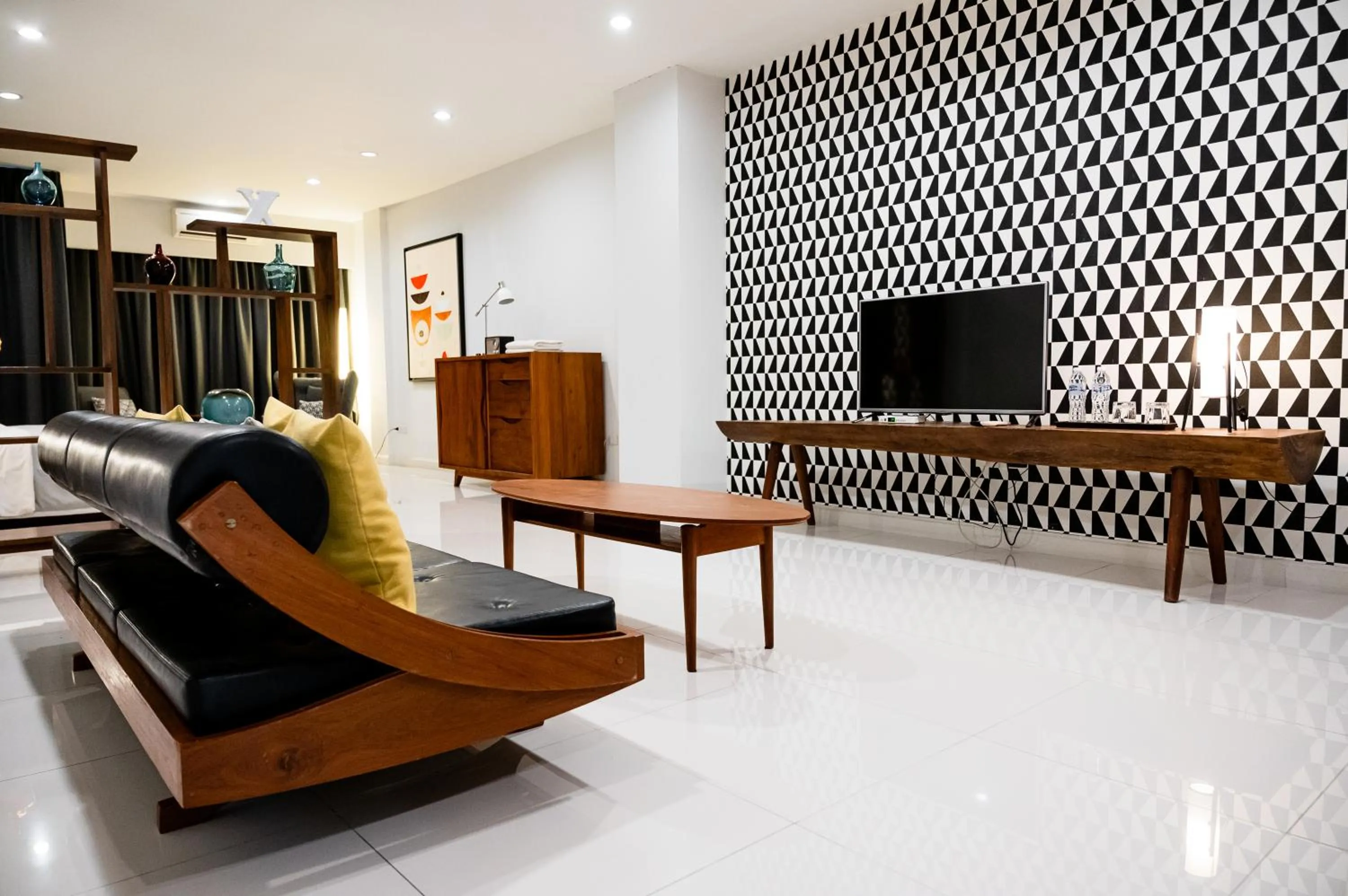 TV and multimedia in Tolani Nimman Villa Chiang Mai