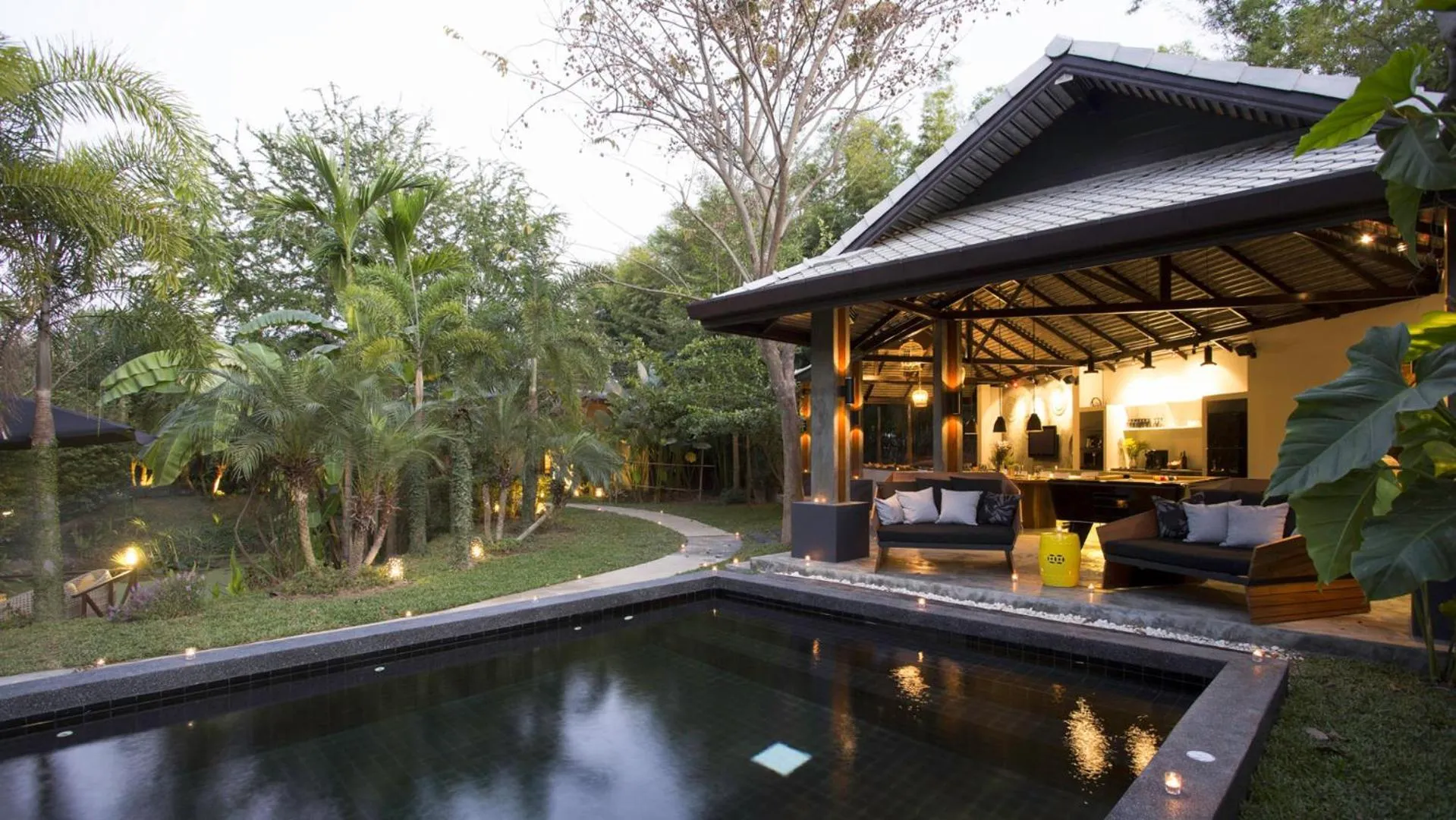 Swimming pool in Tolani Nimman Villa Chiang Mai