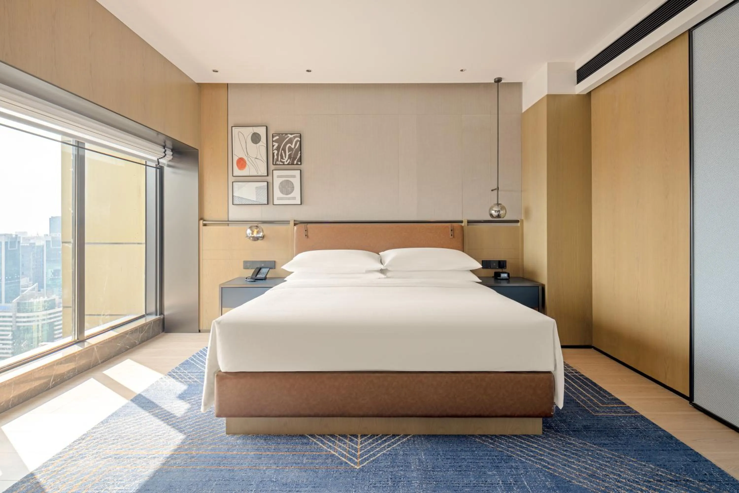 Bed in Four Points by Sheraton Chengdu, Chunxi Road