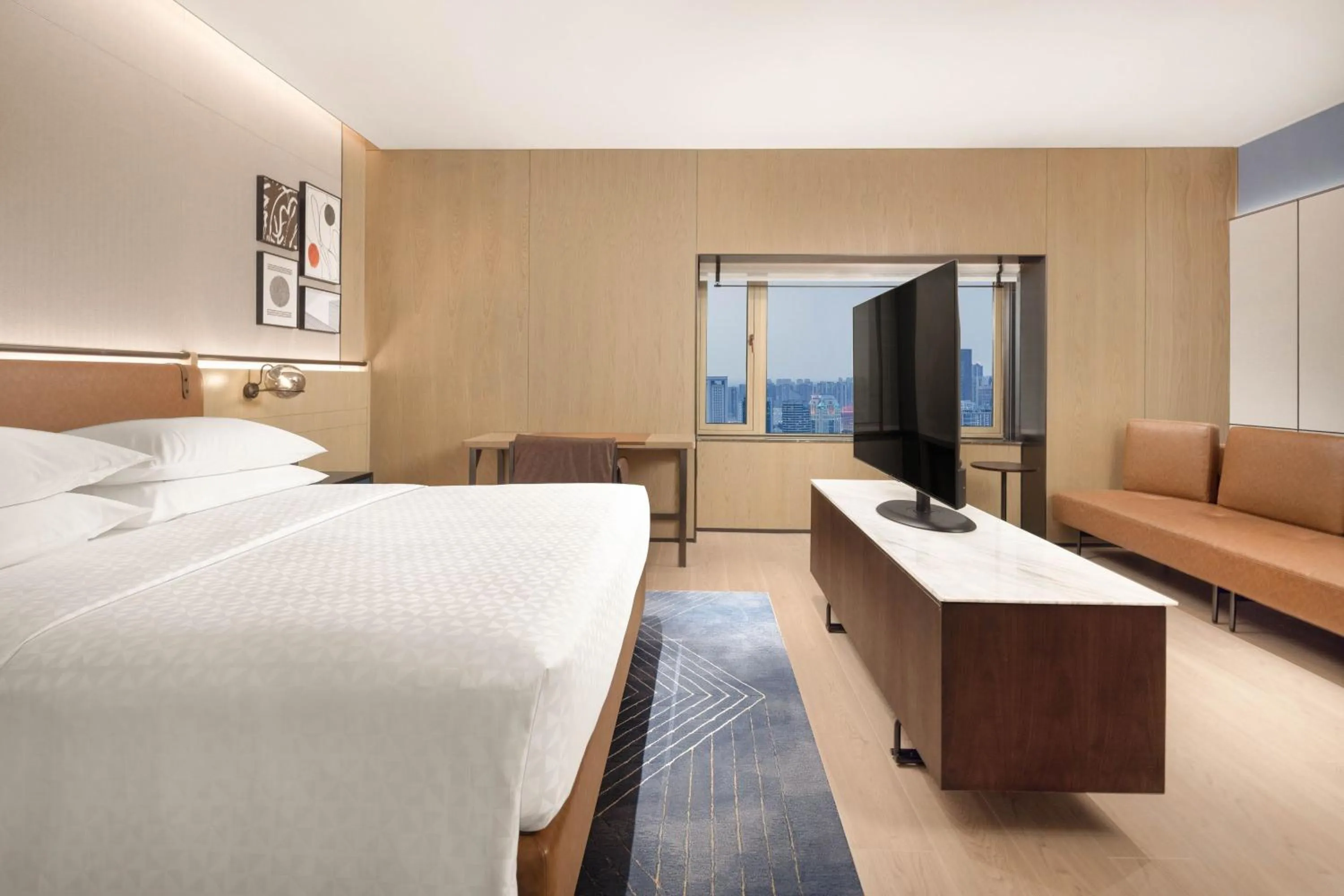 Photo of the whole room, Bed in Four Points by Sheraton Chengdu, Chunxi Road