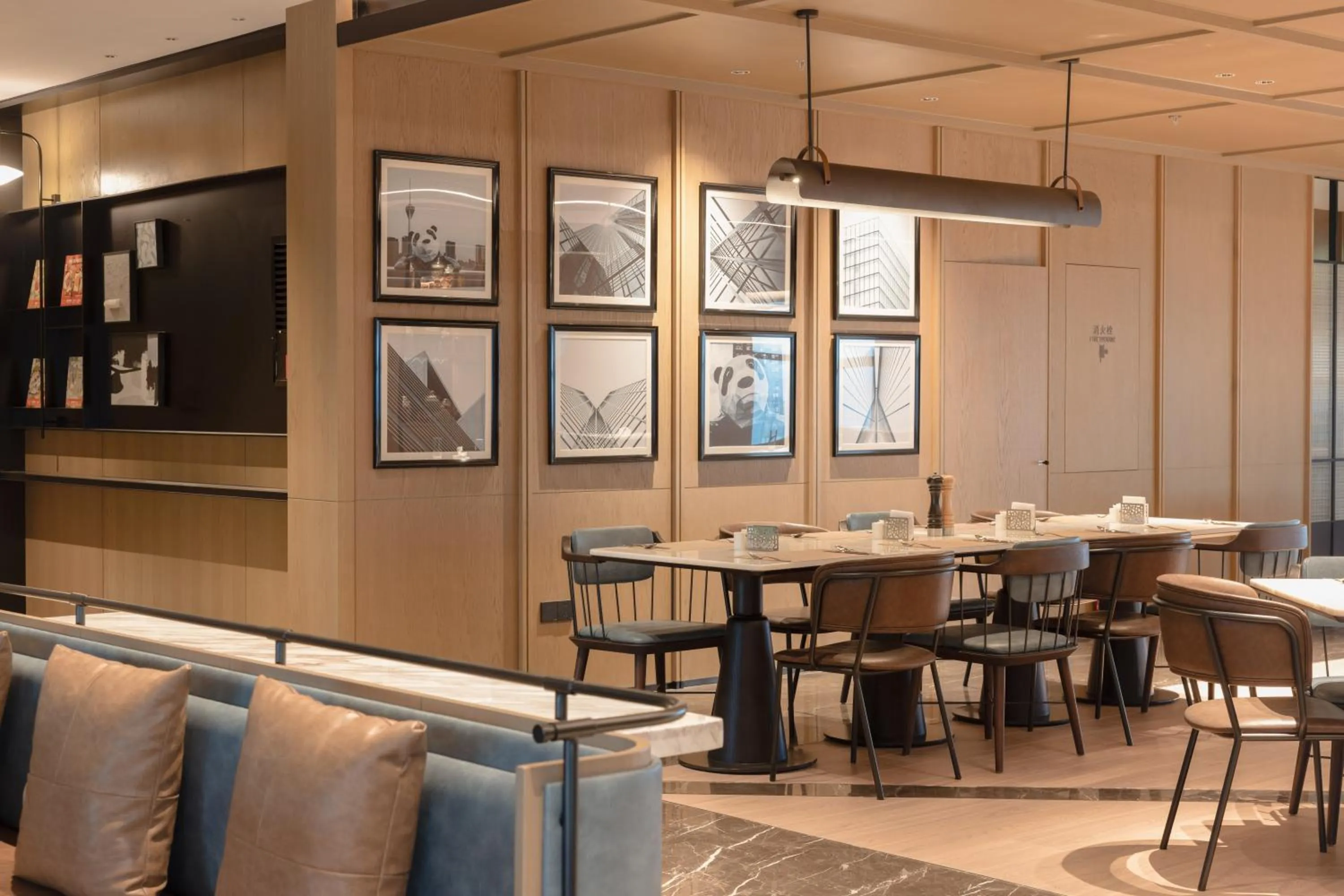 Restaurant/places to eat in Four Points by Sheraton Chengdu, Chunxi Road