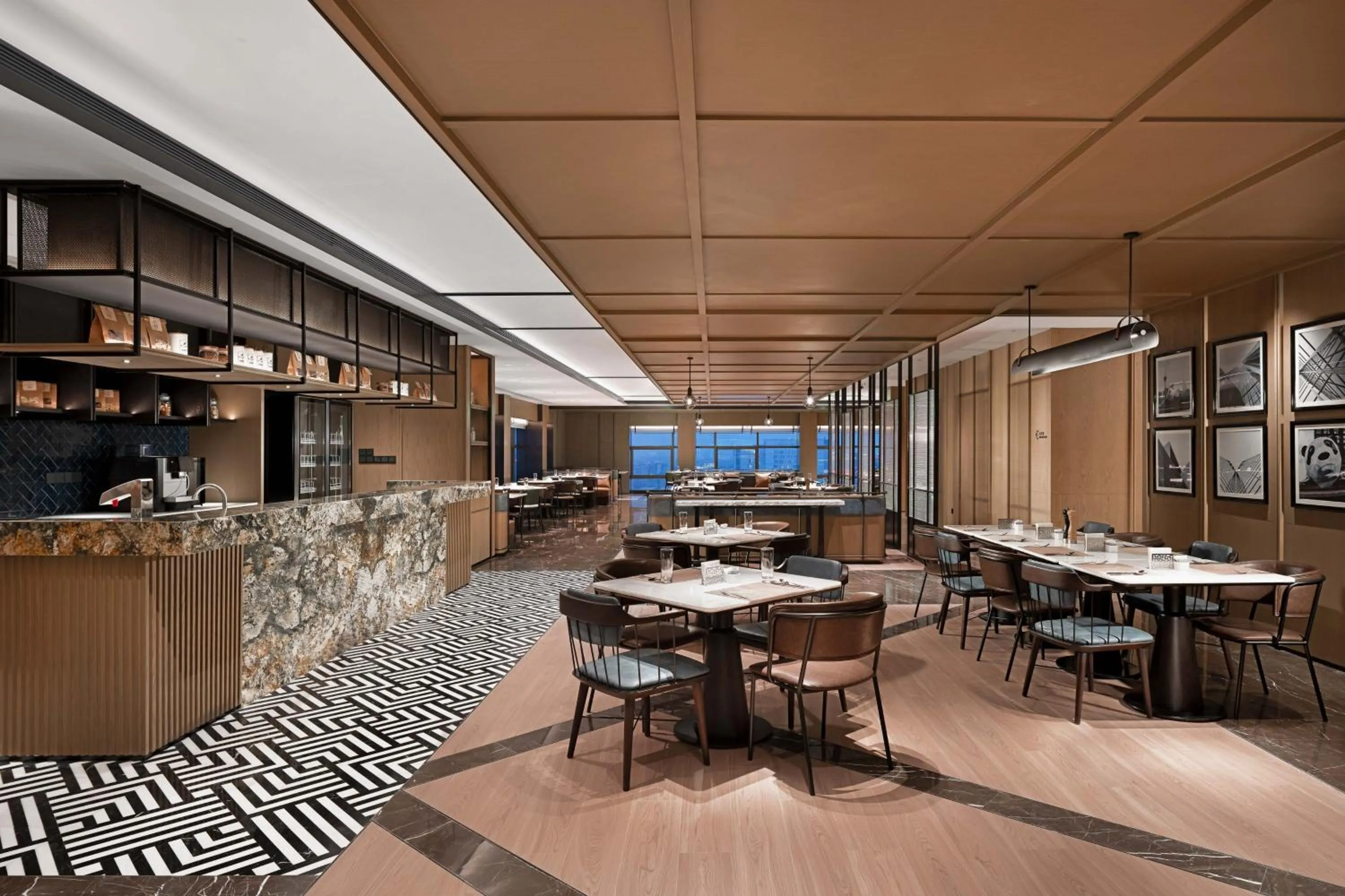 Restaurant/places to eat in Four Points by Sheraton Chengdu, Chunxi Road