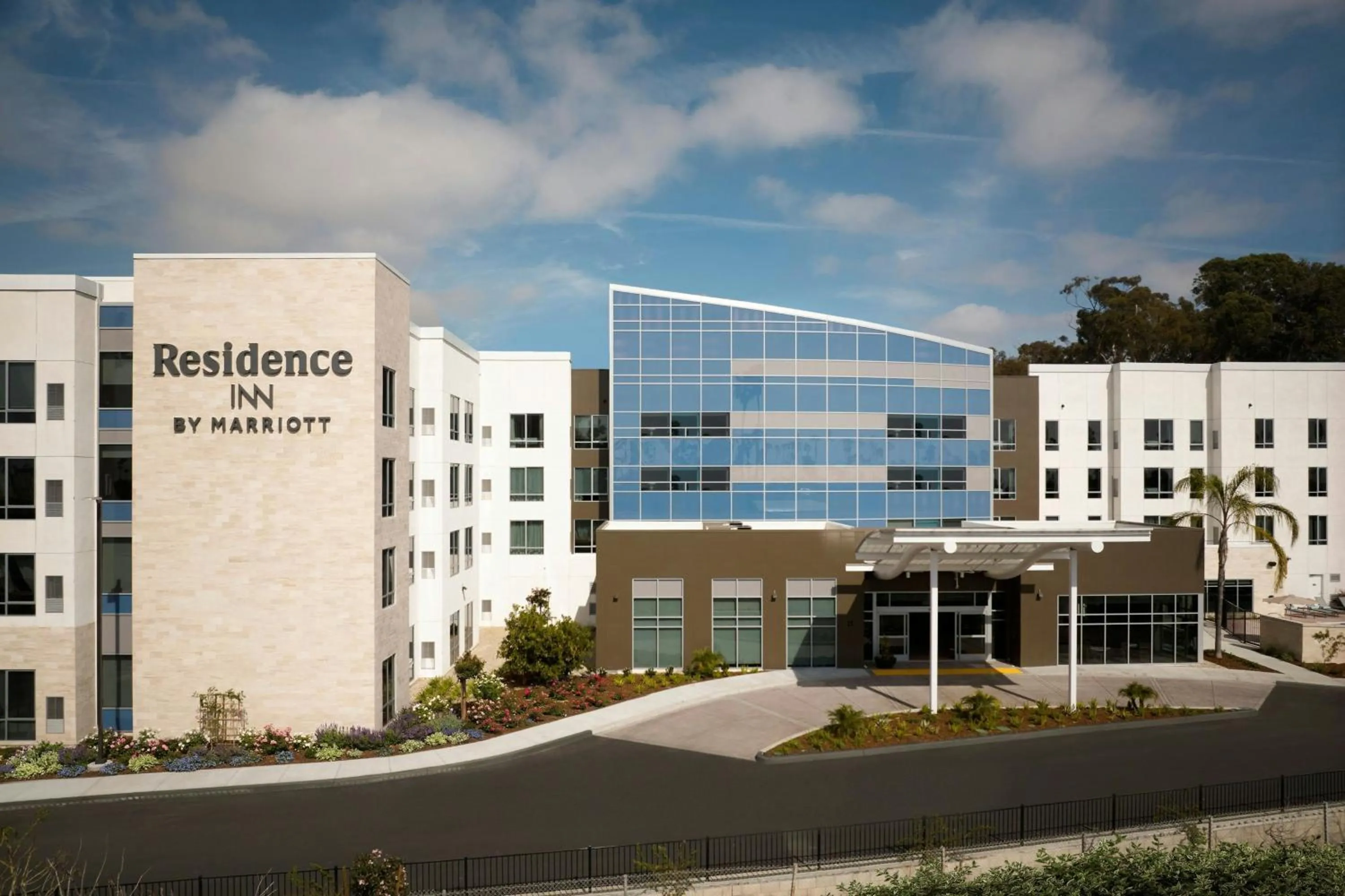 Property building in Residence Inn by Marriott Ventura Beach