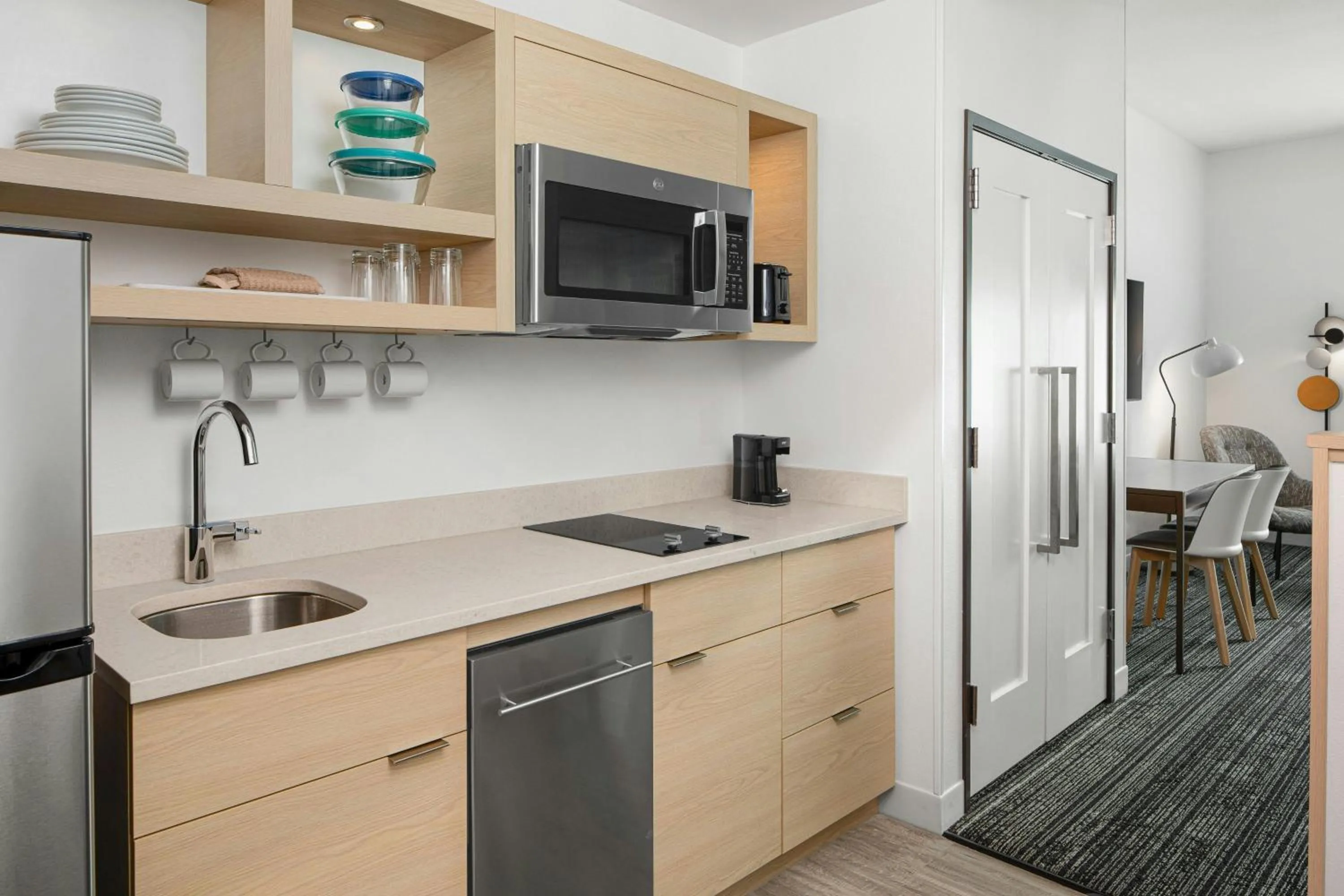 Kitchen or kitchenette in TownePlace Suites Pigeon Forge