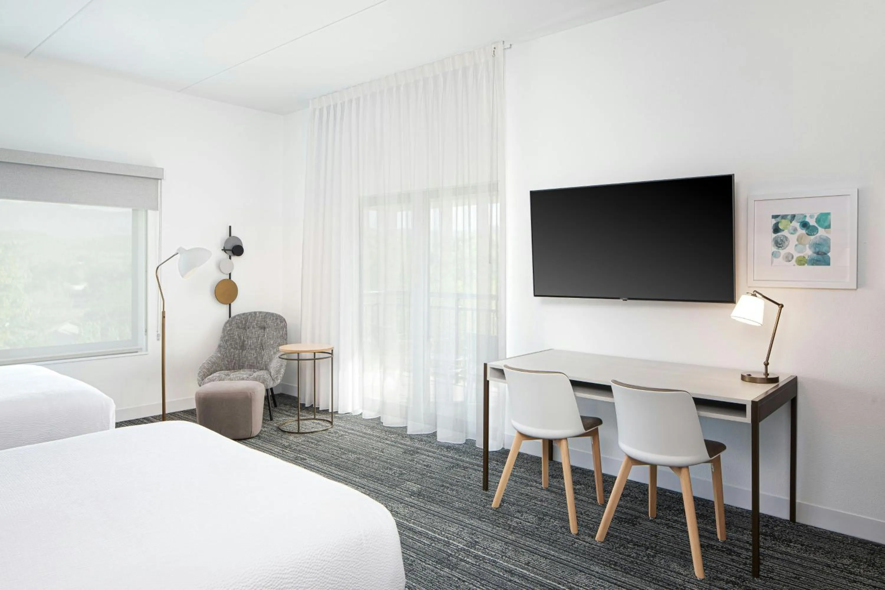 Photo of the whole room, Bed in TownePlace Suites Pigeon Forge