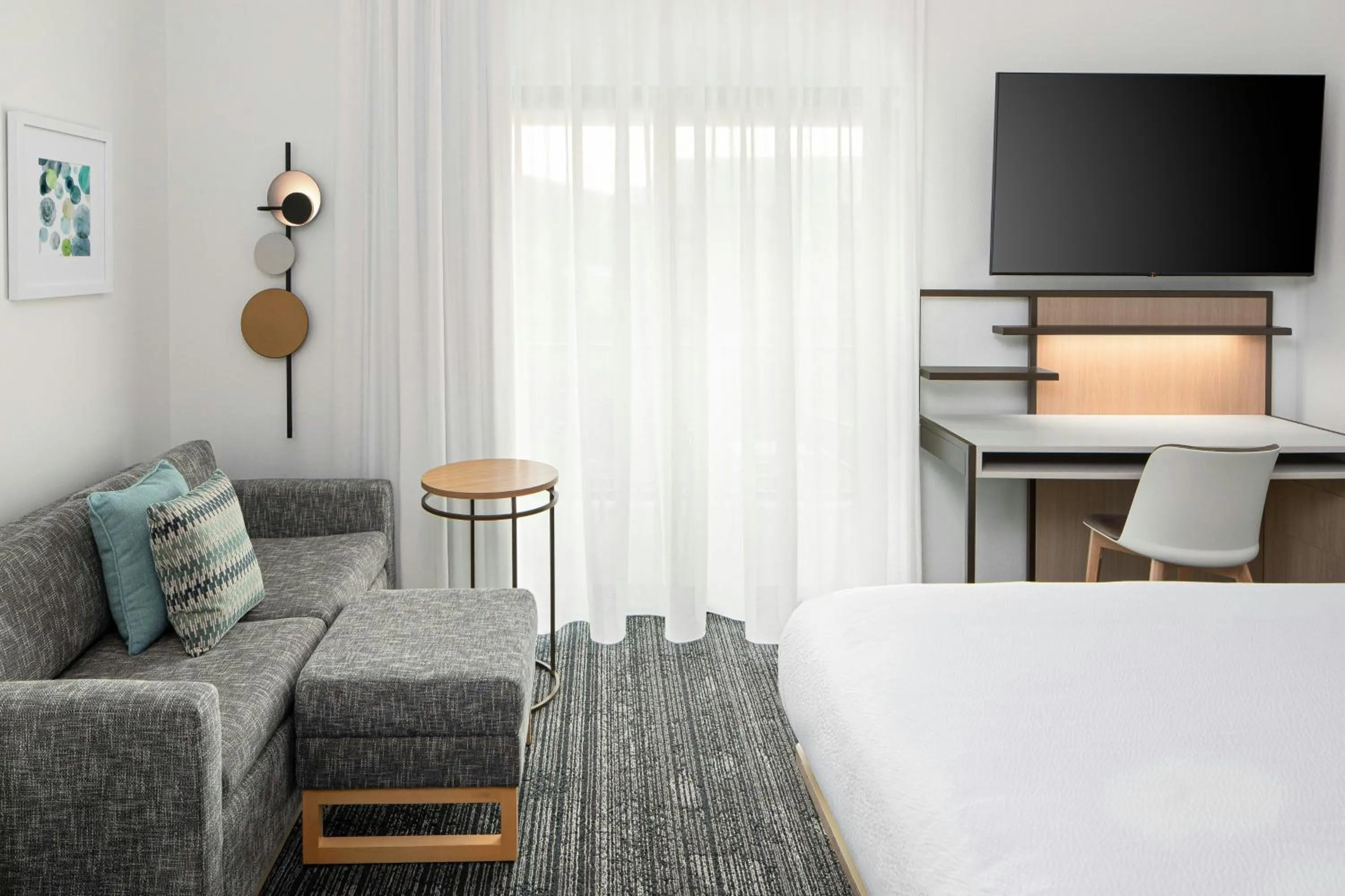 Photo of the whole room, Bed in TownePlace Suites Pigeon Forge