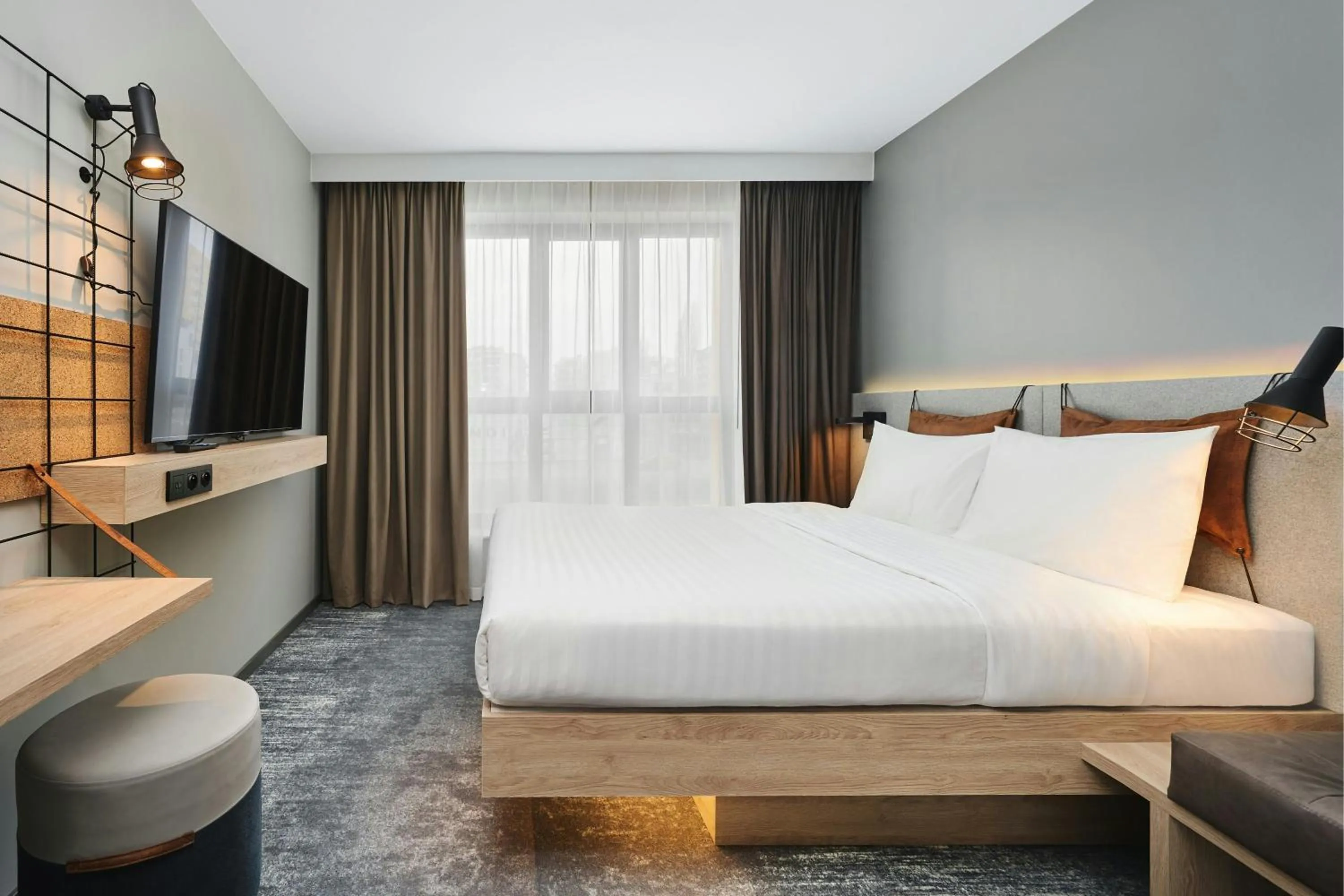 Photo of the whole room, Bed in Moxy Warsaw City