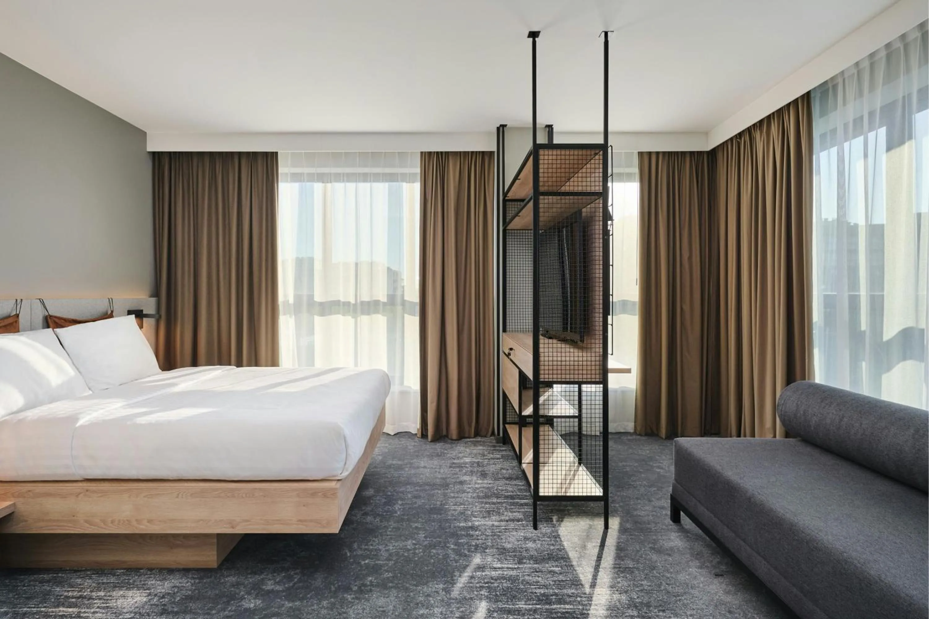 Photo of the whole room, Bed in Moxy Warsaw City