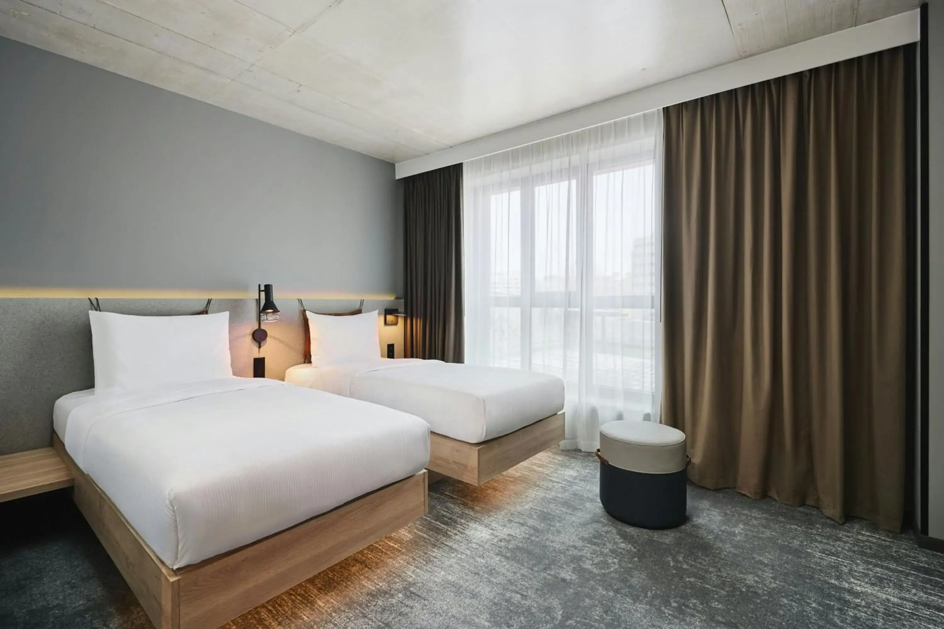 Twin Room in Moxy Warsaw City Twin Room in Moxy Warsaw City