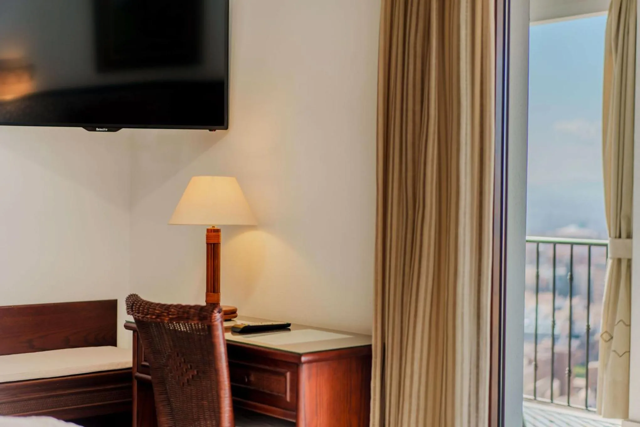 TV and multimedia in Hotel Mirador Arabeluj