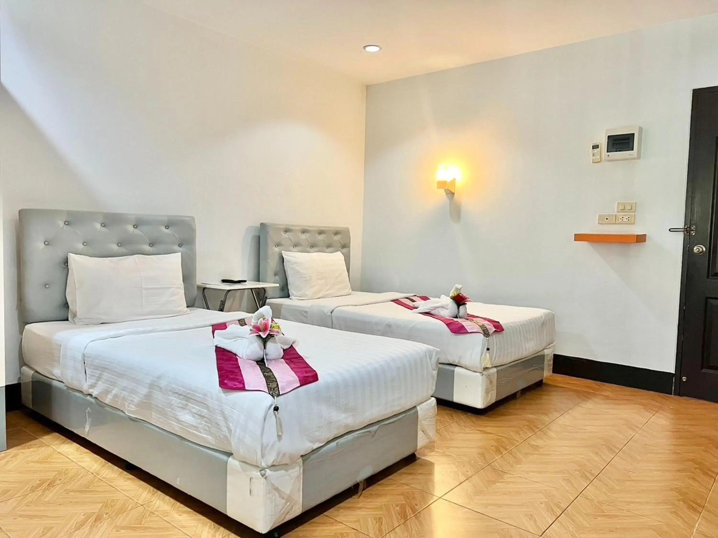 Bedroom, Bed in Ban Ton Resort Bedroom, Bed in Ban Ton Resort