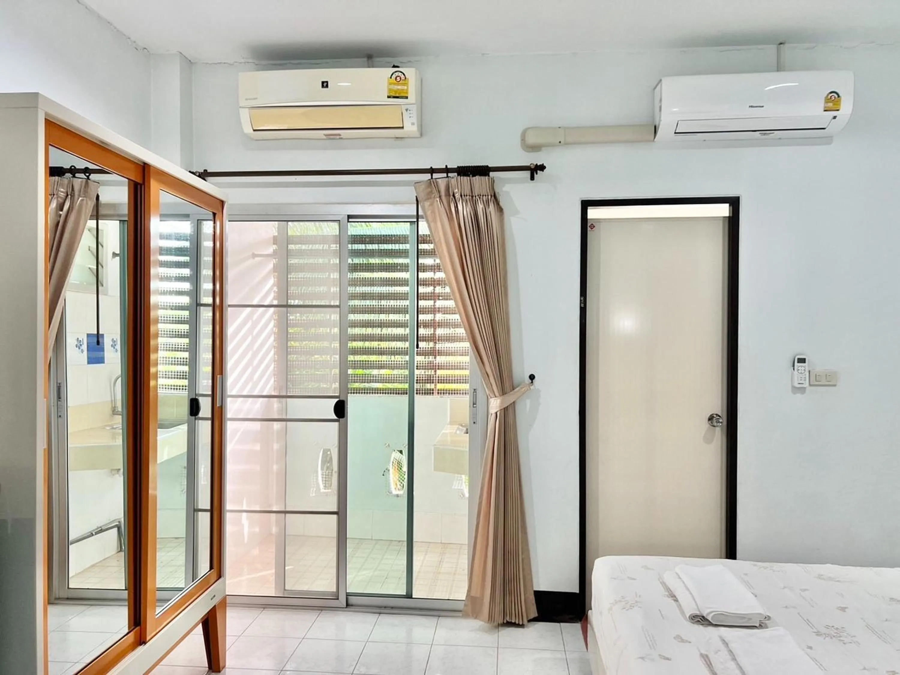 Bedroom, Bed in Ban Ton Resort