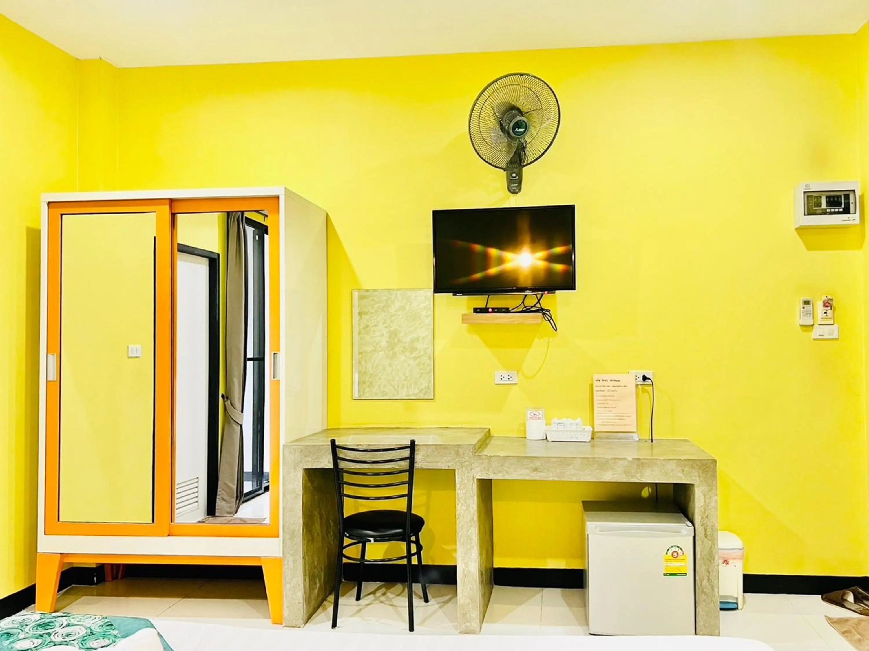 TV and multimedia in Ban Ton Resort