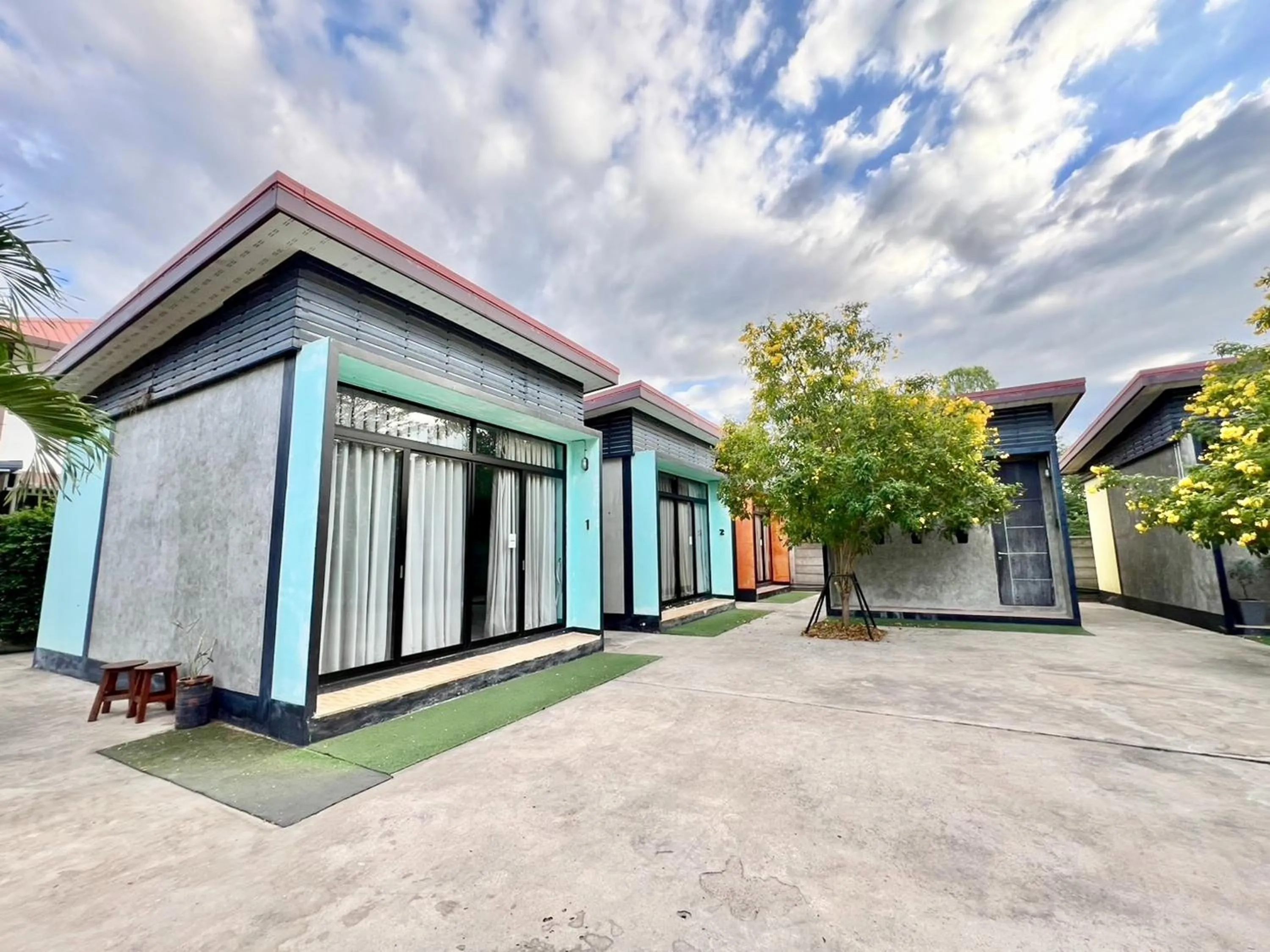 Property building in Ban Ton Resort