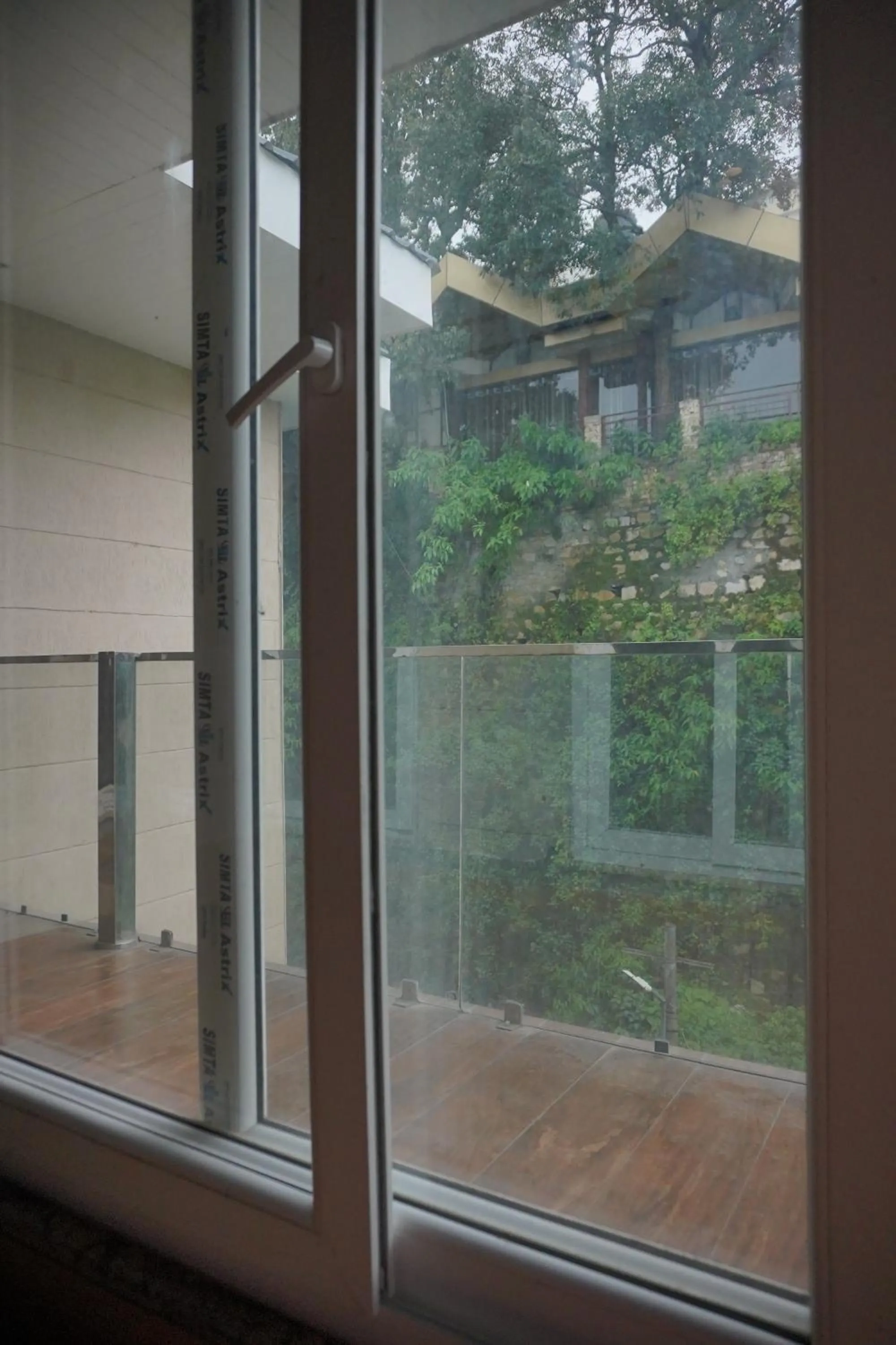 Balcony/Terrace in Luxury Inn by Stotrak Hotels