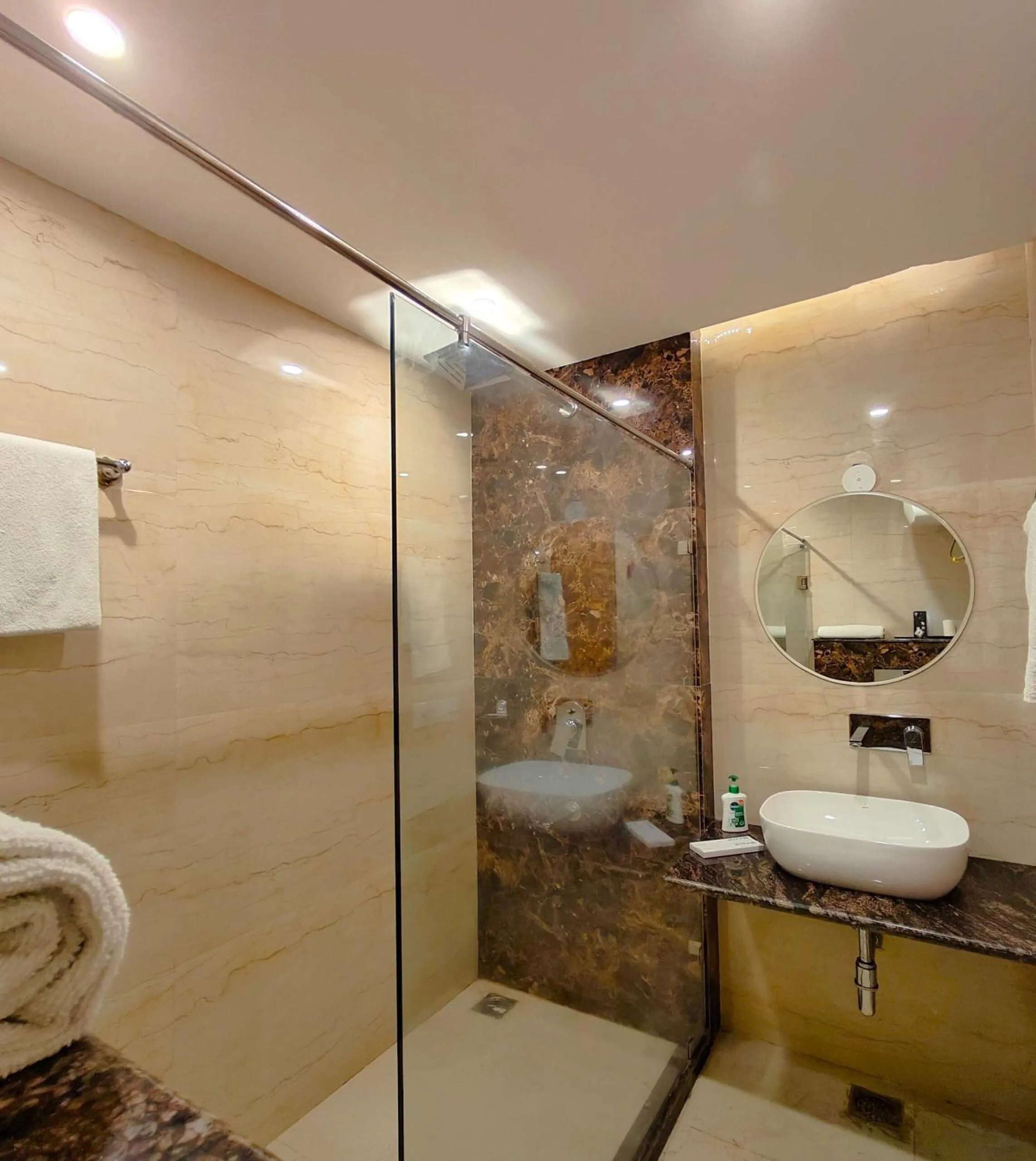 Bathroom in Luxury Inn by Stotrak Hotels