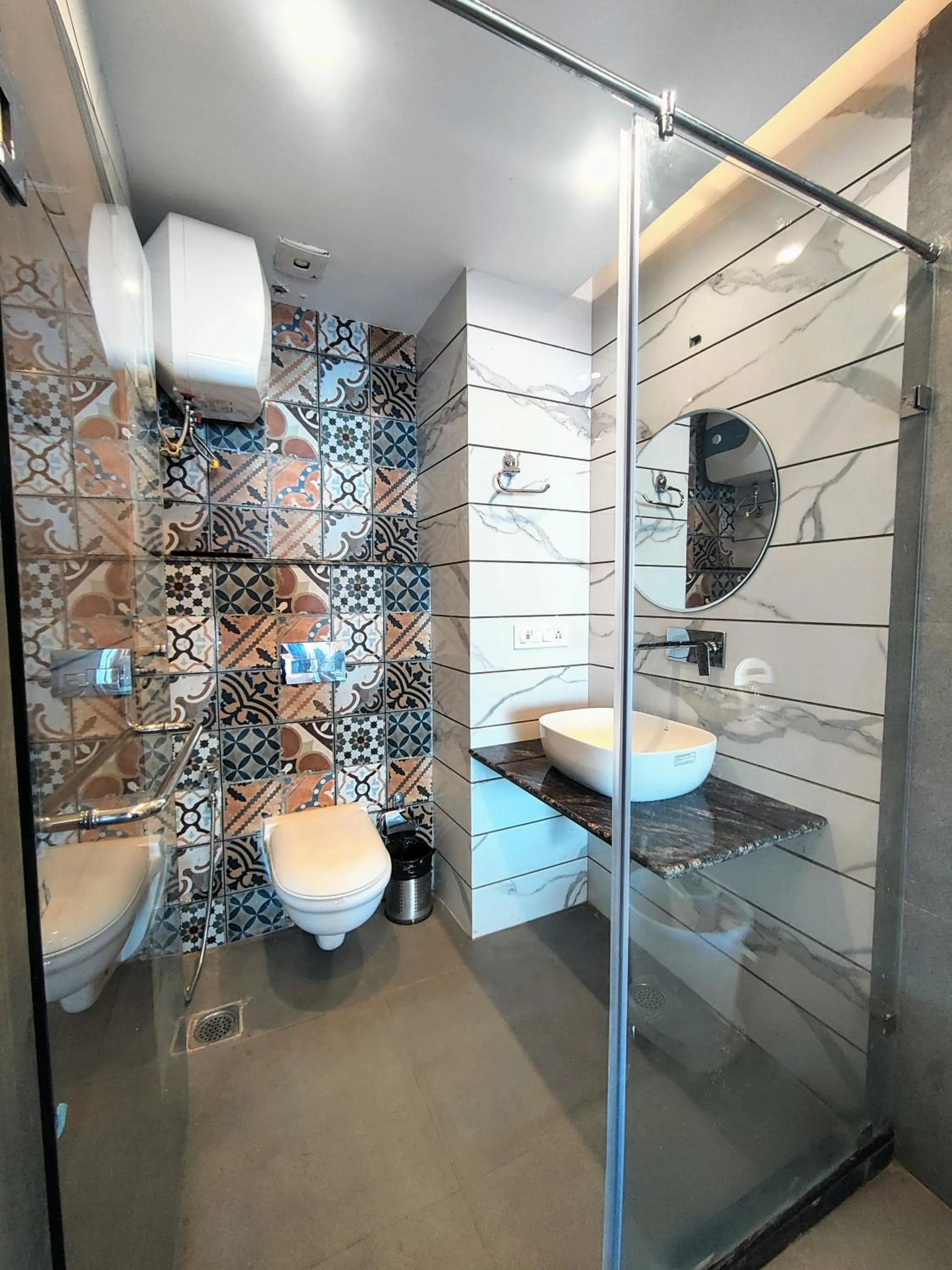 Shower in Luxury Inn by Stotrak Hotels