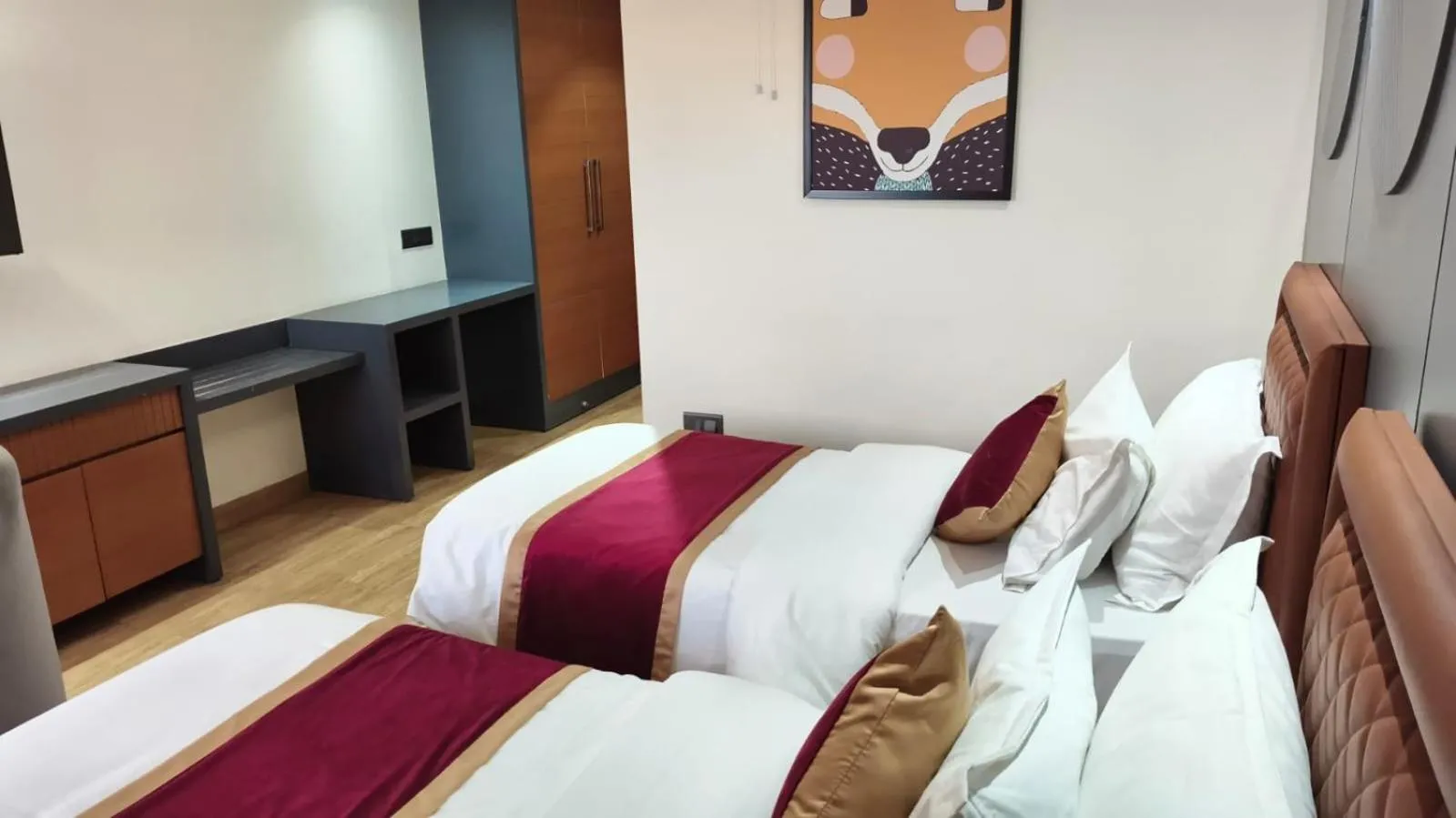 Photo of the whole room, Bed in Hotel Elara