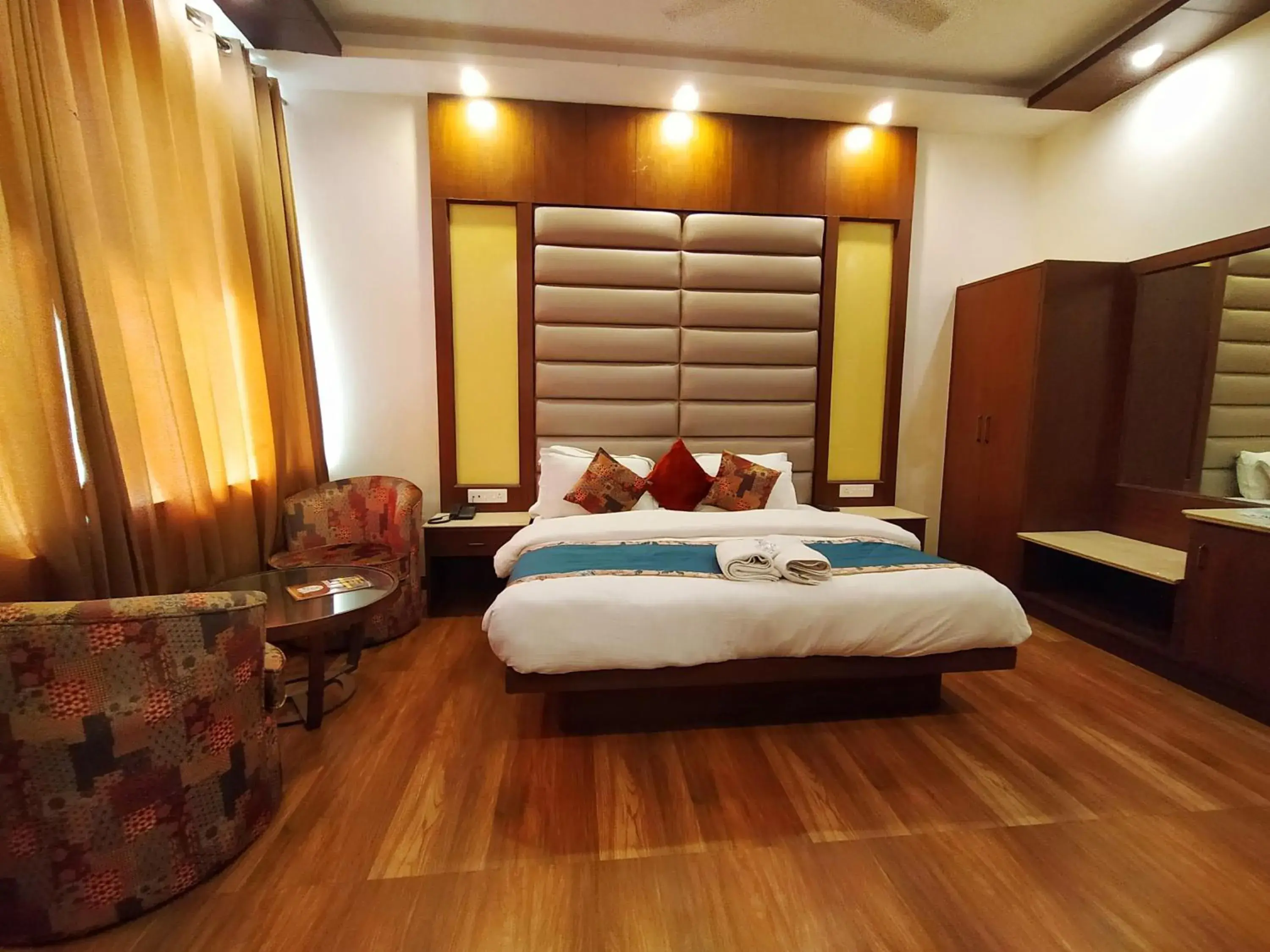 Deluxe Room in The Kenilworth Mussoorie by Stotrak On Mall Road with On-site Parking Deluxe Room in The Kenilworth Mussoorie by Stotrak On Mall Road with On-site Parking