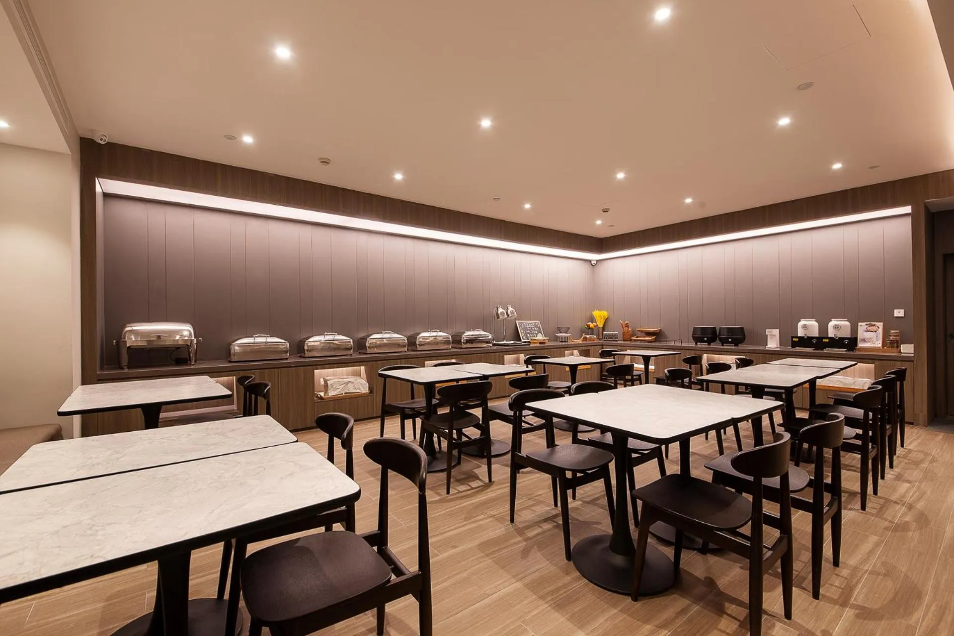 Restaurant/places to eat in Hanting Hotel Shanghai Lujiazui Pudong South Road