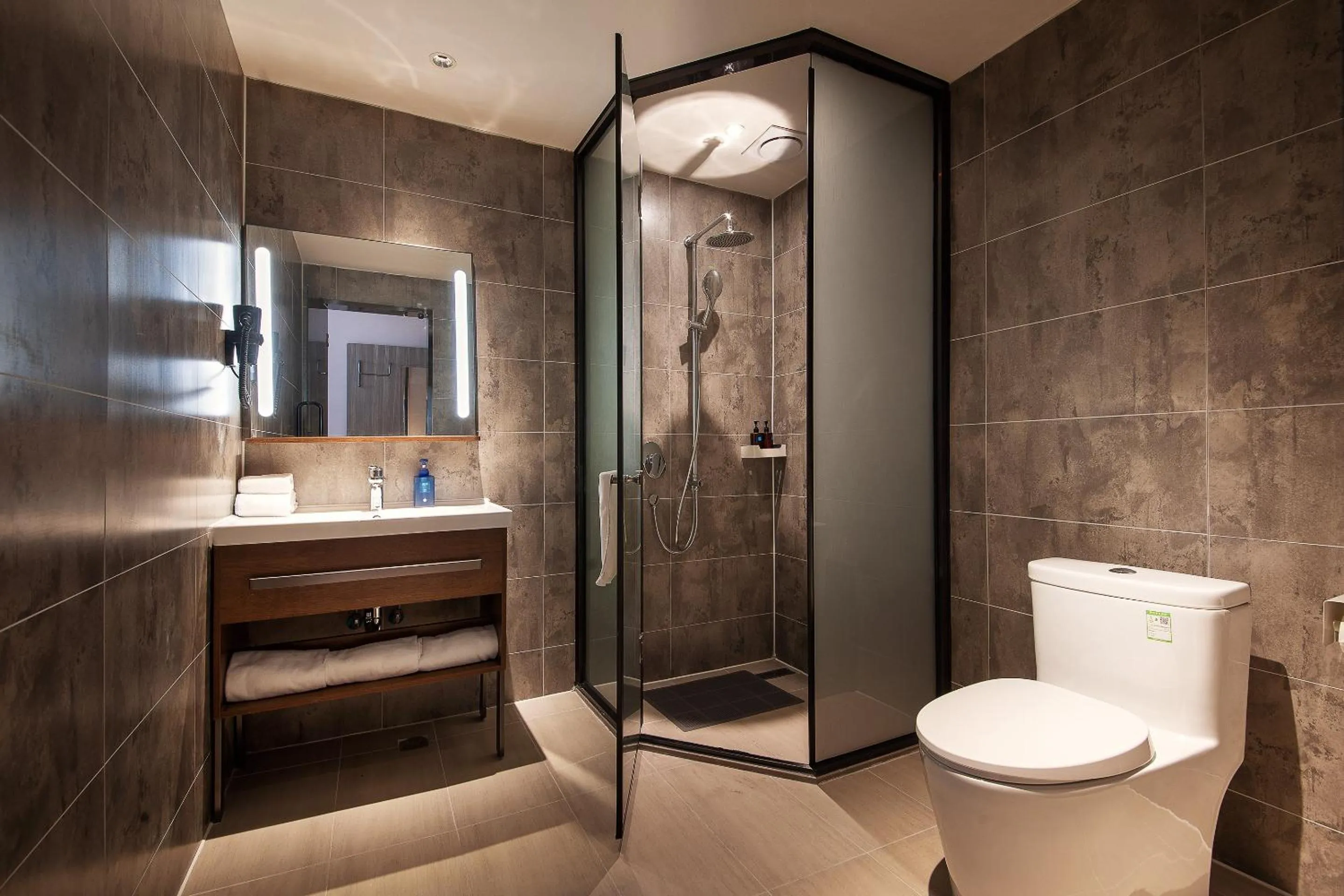 Bathroom in Hanting Hotel Shanghai Lujiazui Pudong South Road