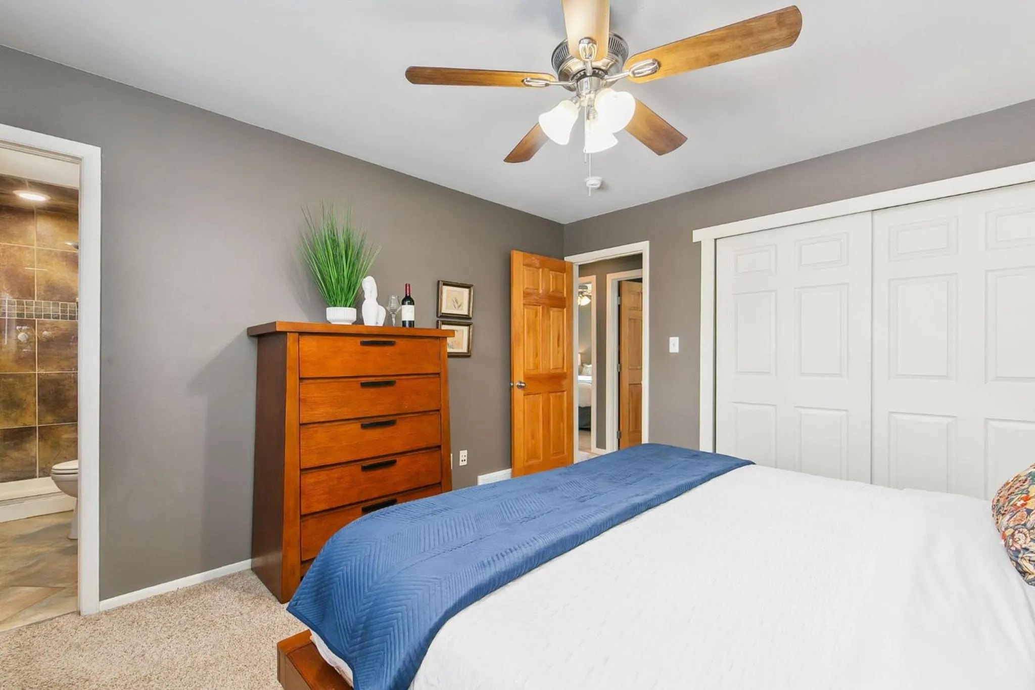 Bed in The Rustic Retreat, Pet Friendly with Fenced Yard