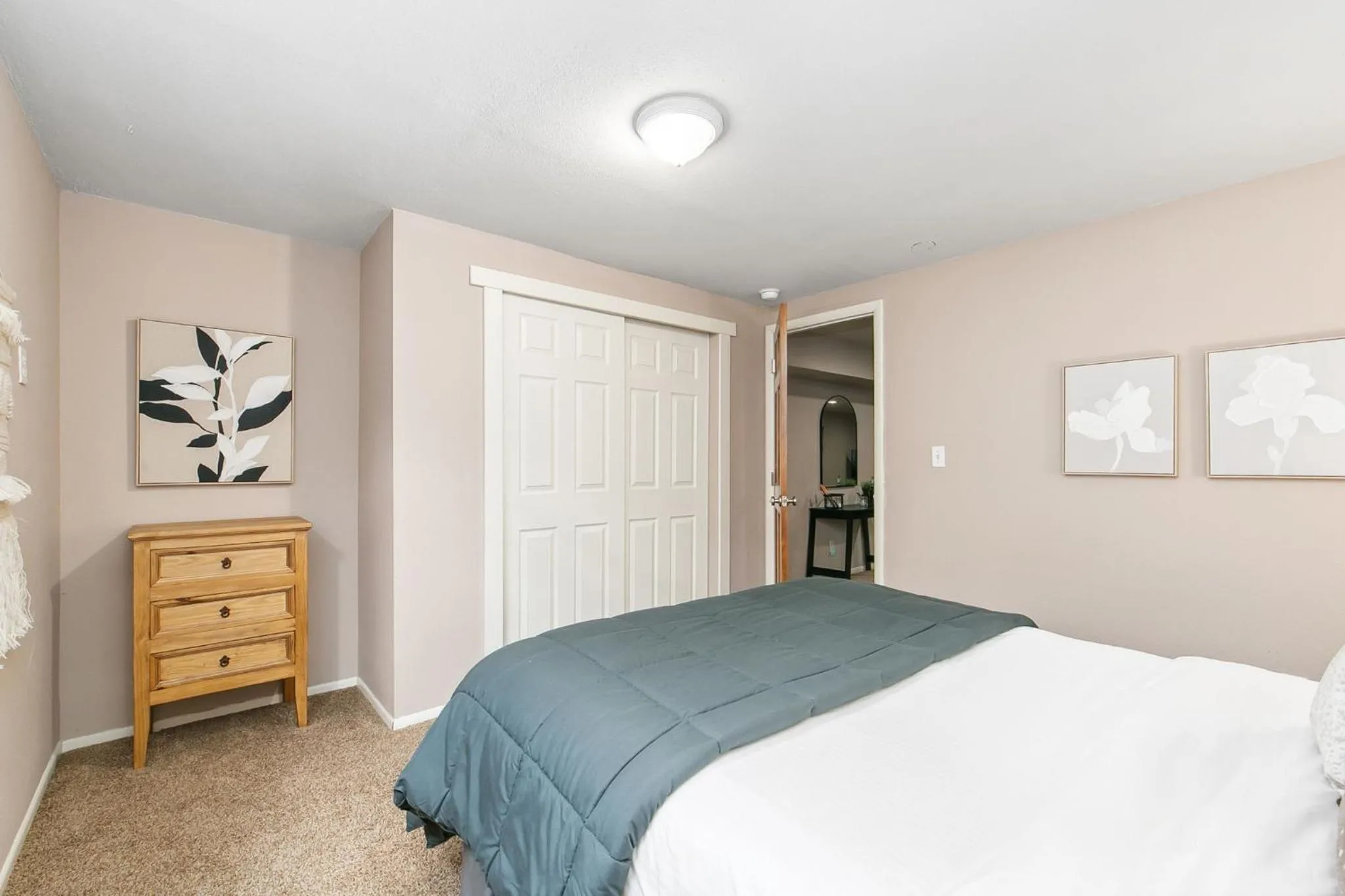 Bed in The Rustic Retreat, Pet Friendly with Fenced Yard