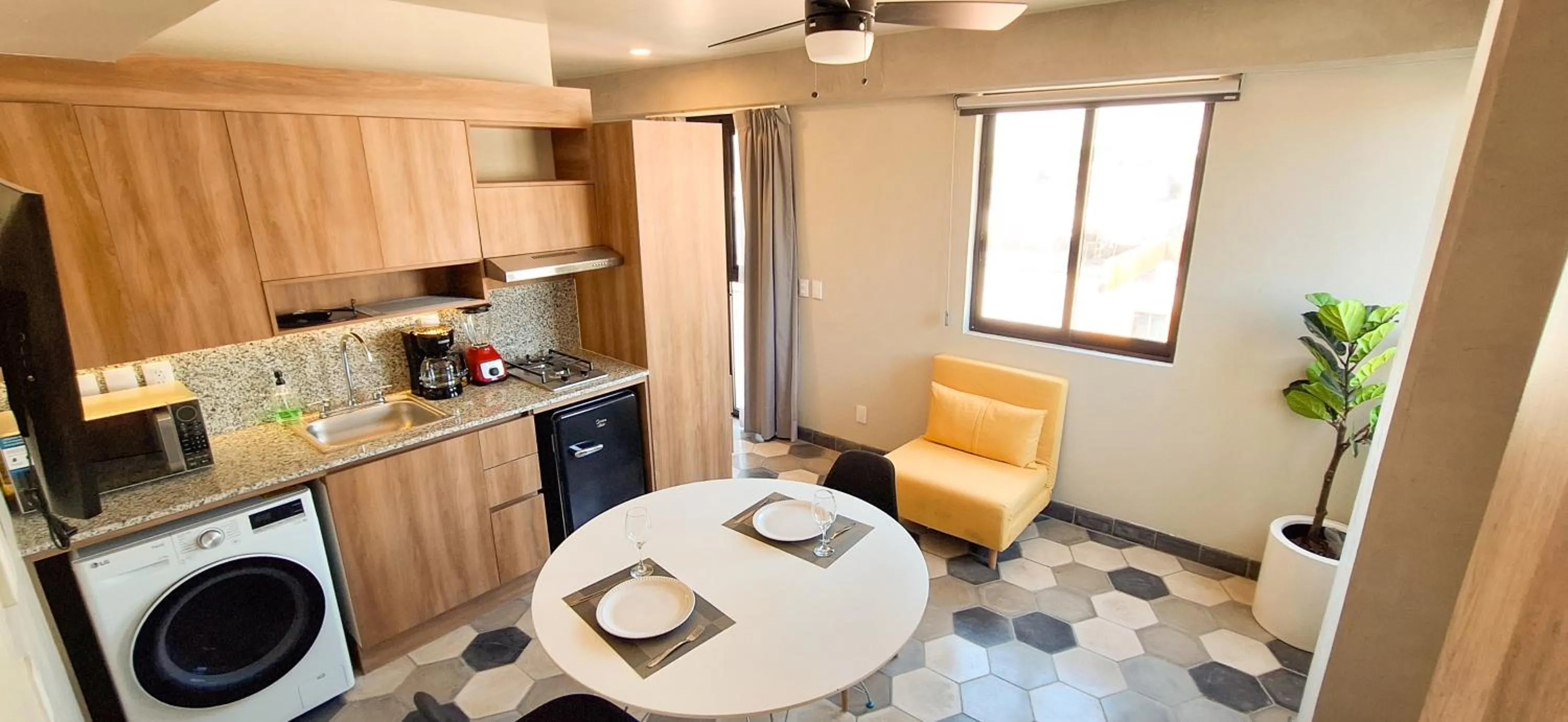 Studio with Balcony in Casa 8