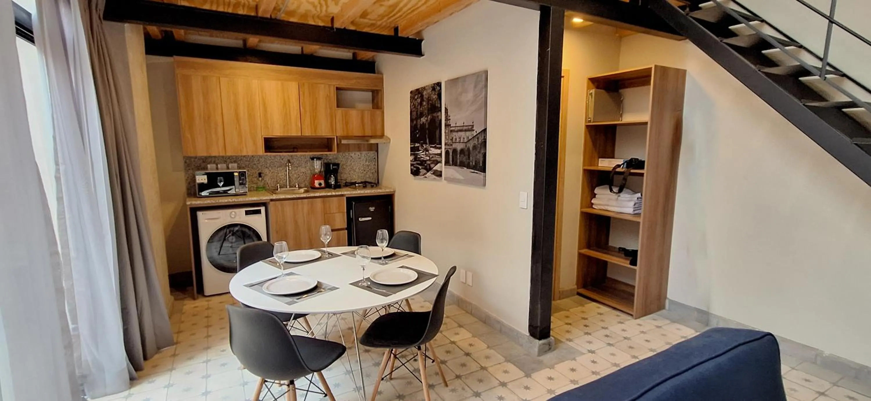 Deluxe One-Bedroom Apartment in Casa 8