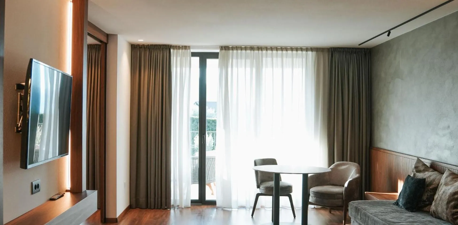 TV and multimedia in Hotel Paradies