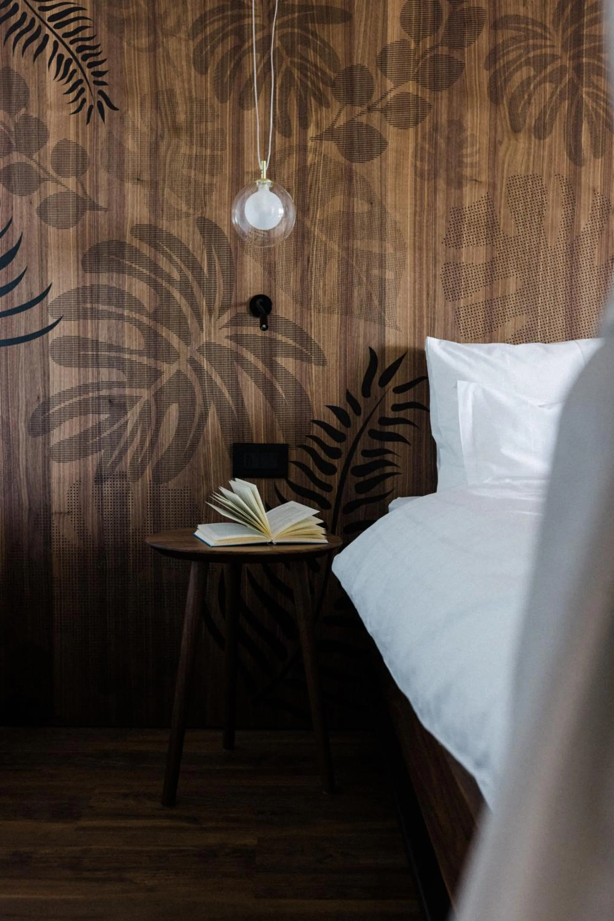 Bed in Hotel Paradies