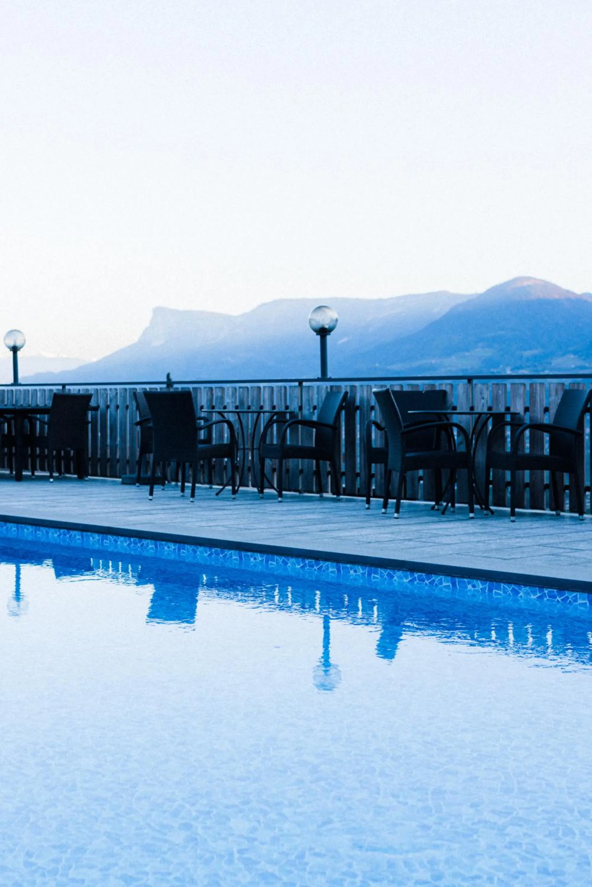 Swimming pool in Hotel Paradies