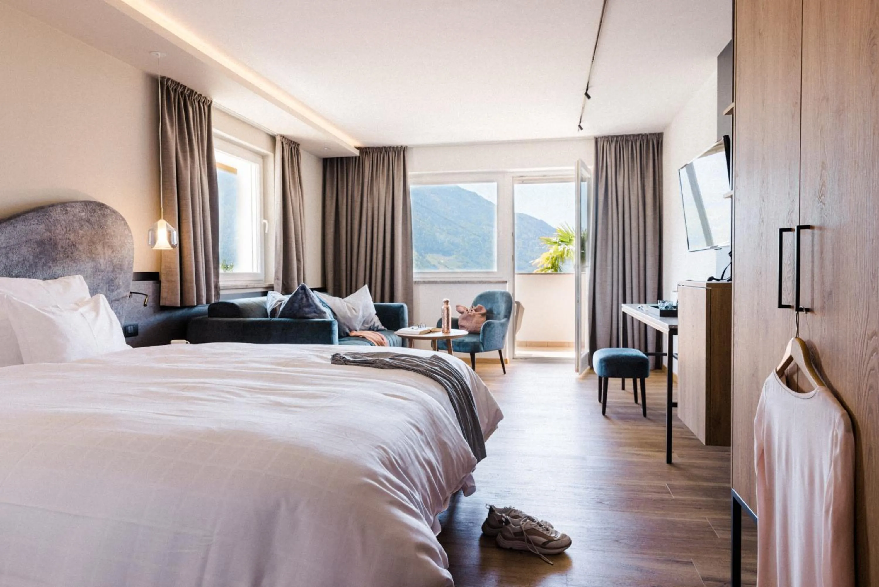 Photo of the whole room, Bed in Hotel Paradies