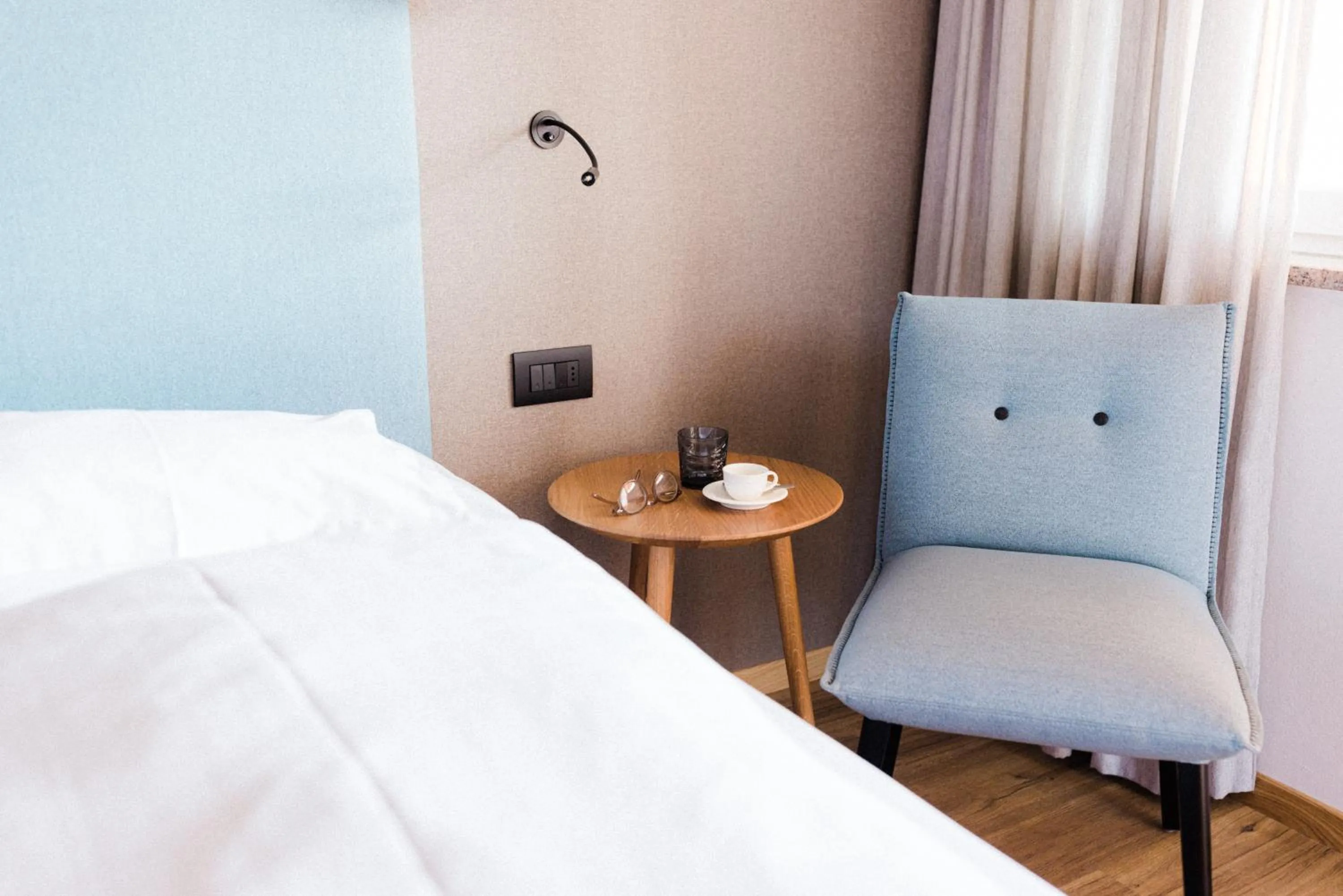 Bed in Hotel Paradies