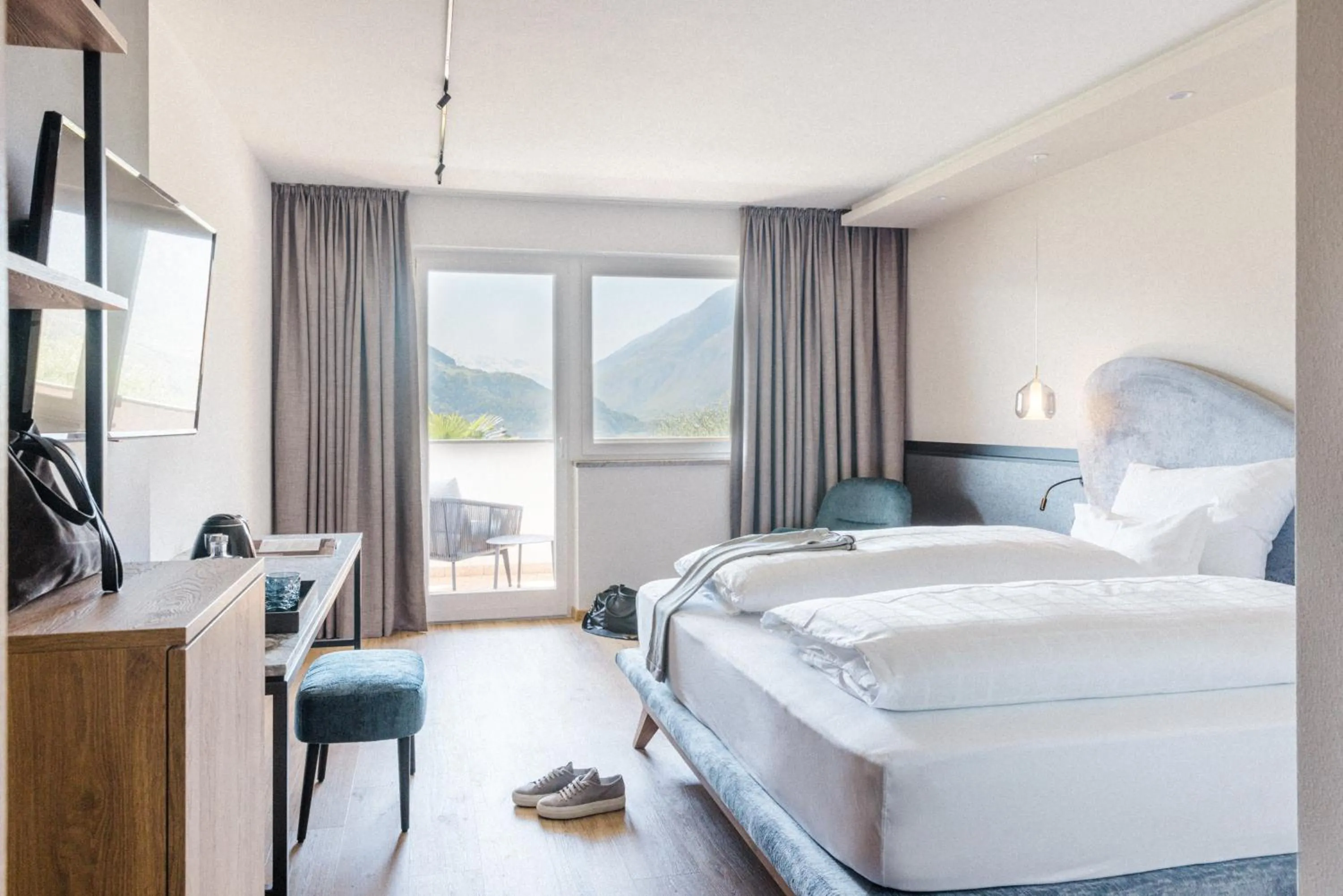 Photo of the whole room, Bed in Hotel Paradies